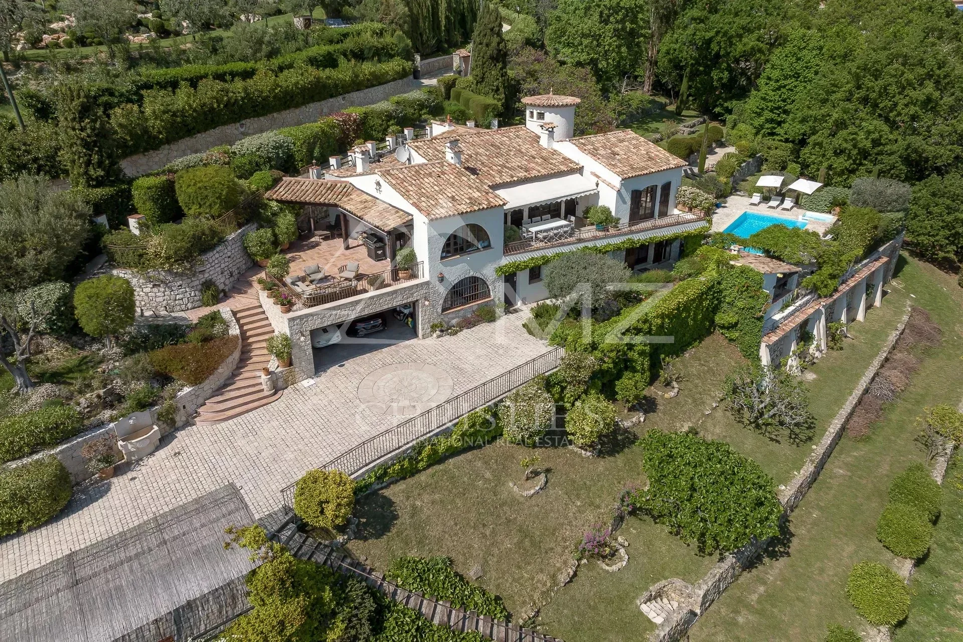 Nahe Saint-Paul-de-Vence - Schönes provenzalisches Anwesen mit Panorama-Meerblick - 10