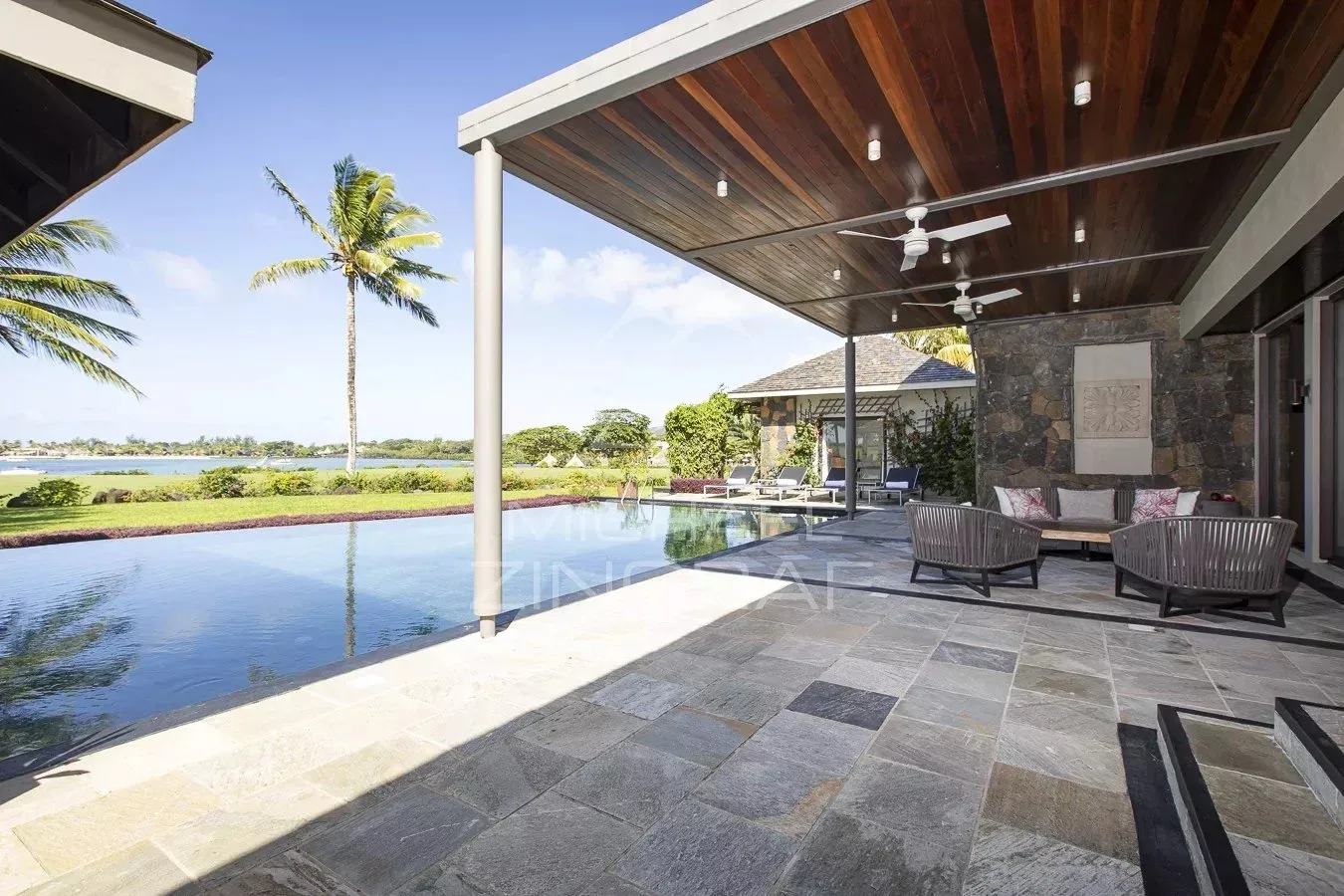 Mauritius - Lunea Villa  Panoramic view of the lagoon and golf - 6