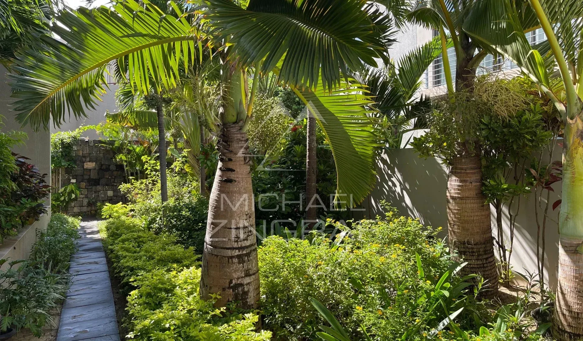 Elegantes Apartment mit 3 Schlafzimmern, privatem Pool und Meerblick – Bain Bœuf - 12