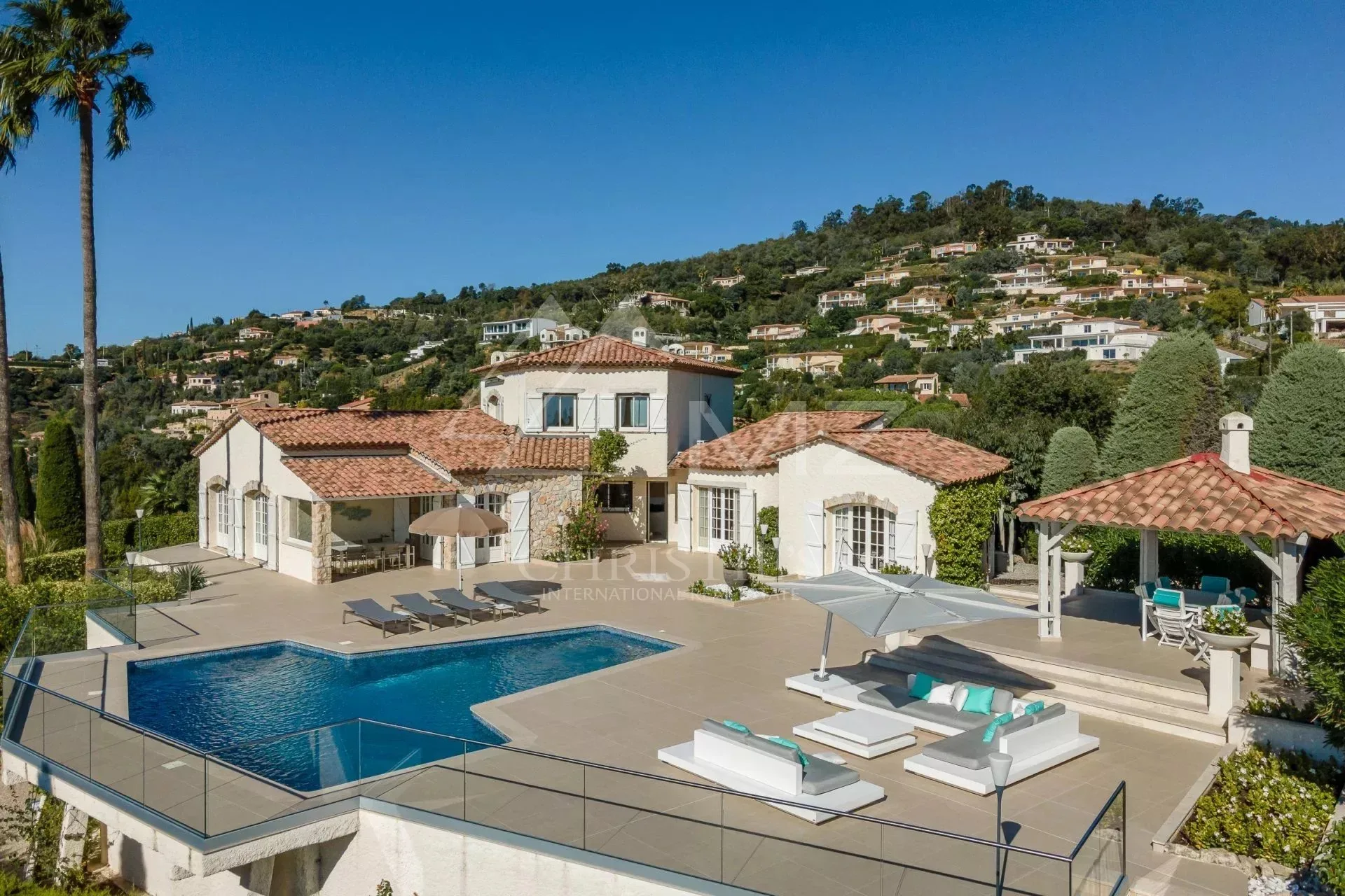 Proche Cannes - Mandelieu-la-Napoule - Propriété vue mer - 3