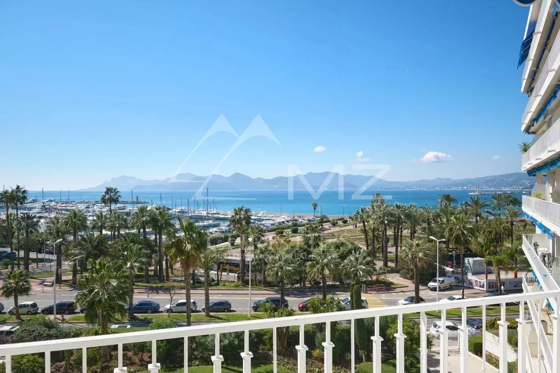 CANNES LA CROISETTE SPLENDIDE APPARTEMENT RENOVE 3 CHAMBRES VUE MER - 3