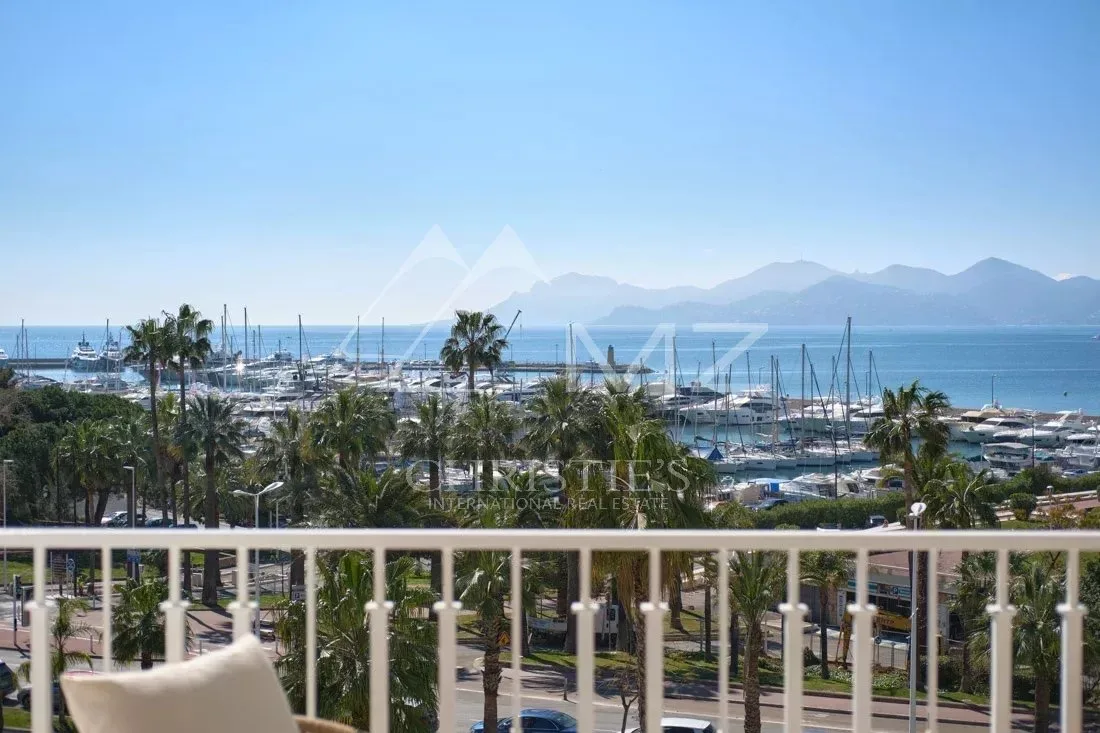 CANNES LA CROISETTE SPLENDIDE APPARTEMENT RENOVE 3 CHAMBRES VUE MER - 2