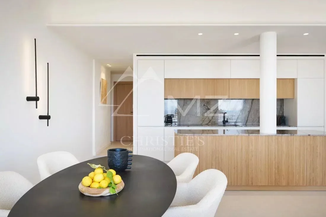 CANNES LA CROISETTE SPLENDIDE APPARTEMENT RENOVE 3 CHAMBRES VUE MER - 8