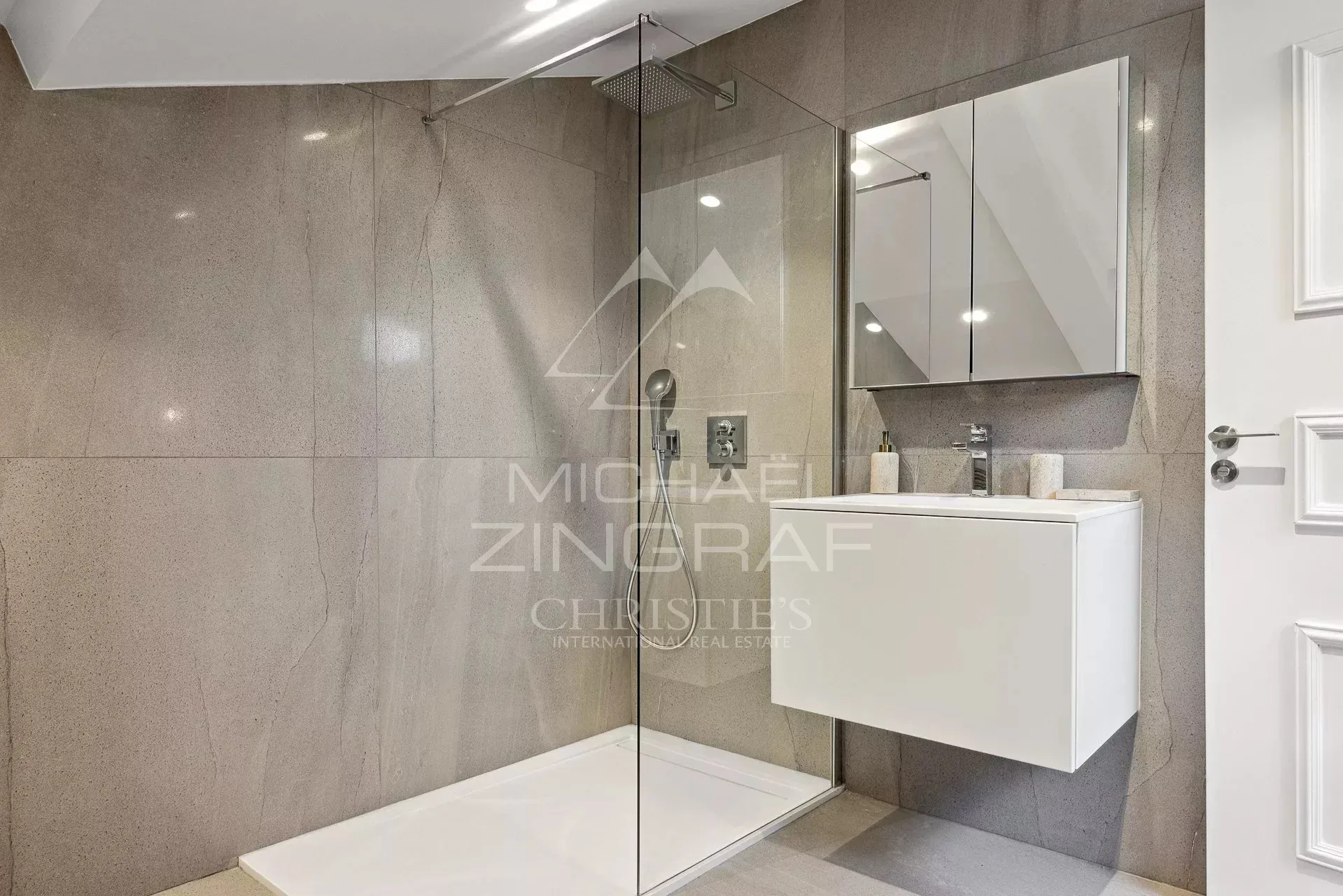 Cannes proche Croisette - Penthouse 4 chambres - 11