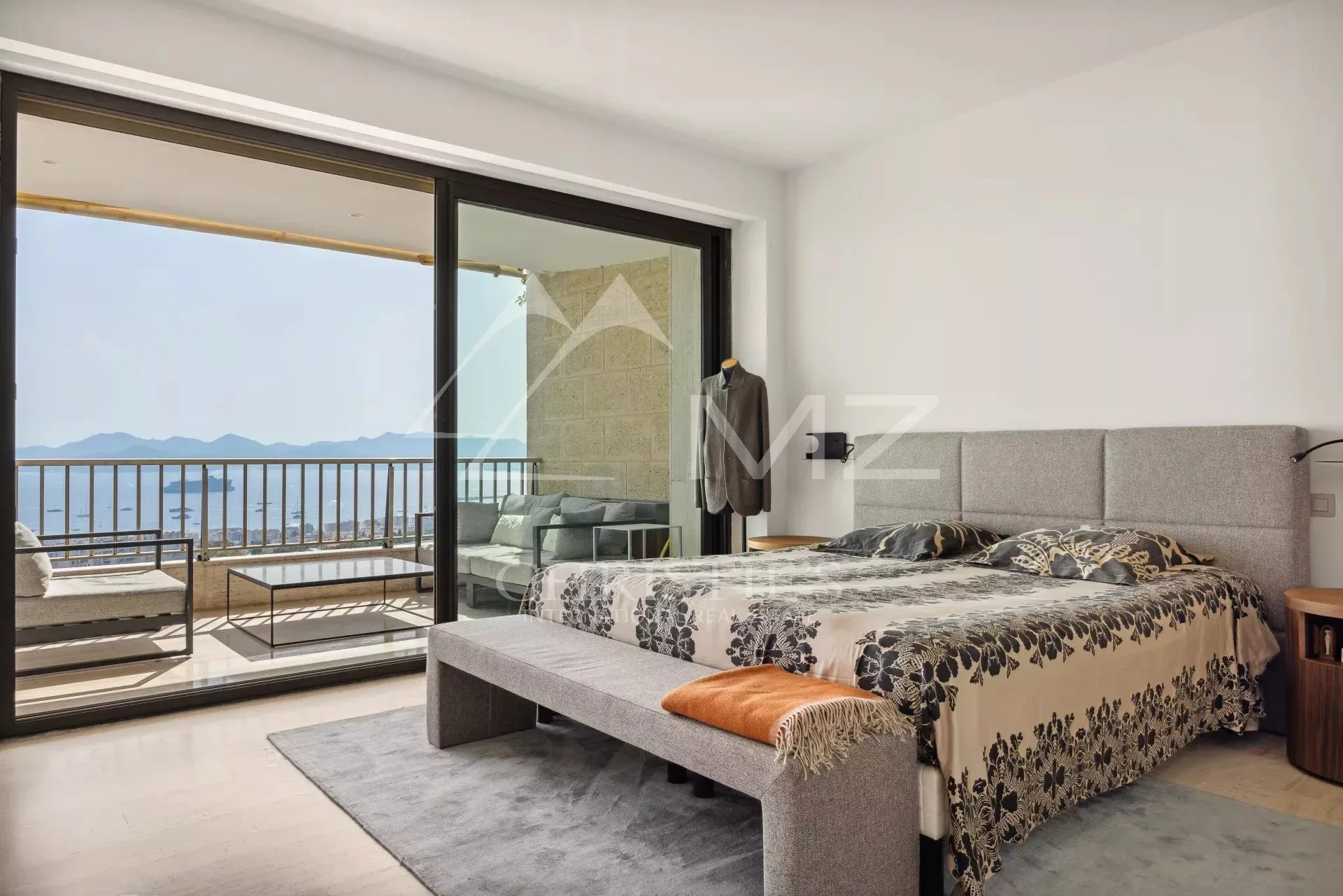 Moderne 4-Zimmer-Wohnung mit Panoramablick auf das Meer - 10