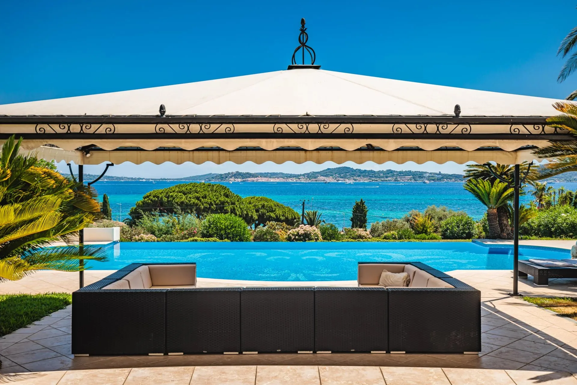 Villa vue mer panaromique sur le village de Saint-Tropez - 4
