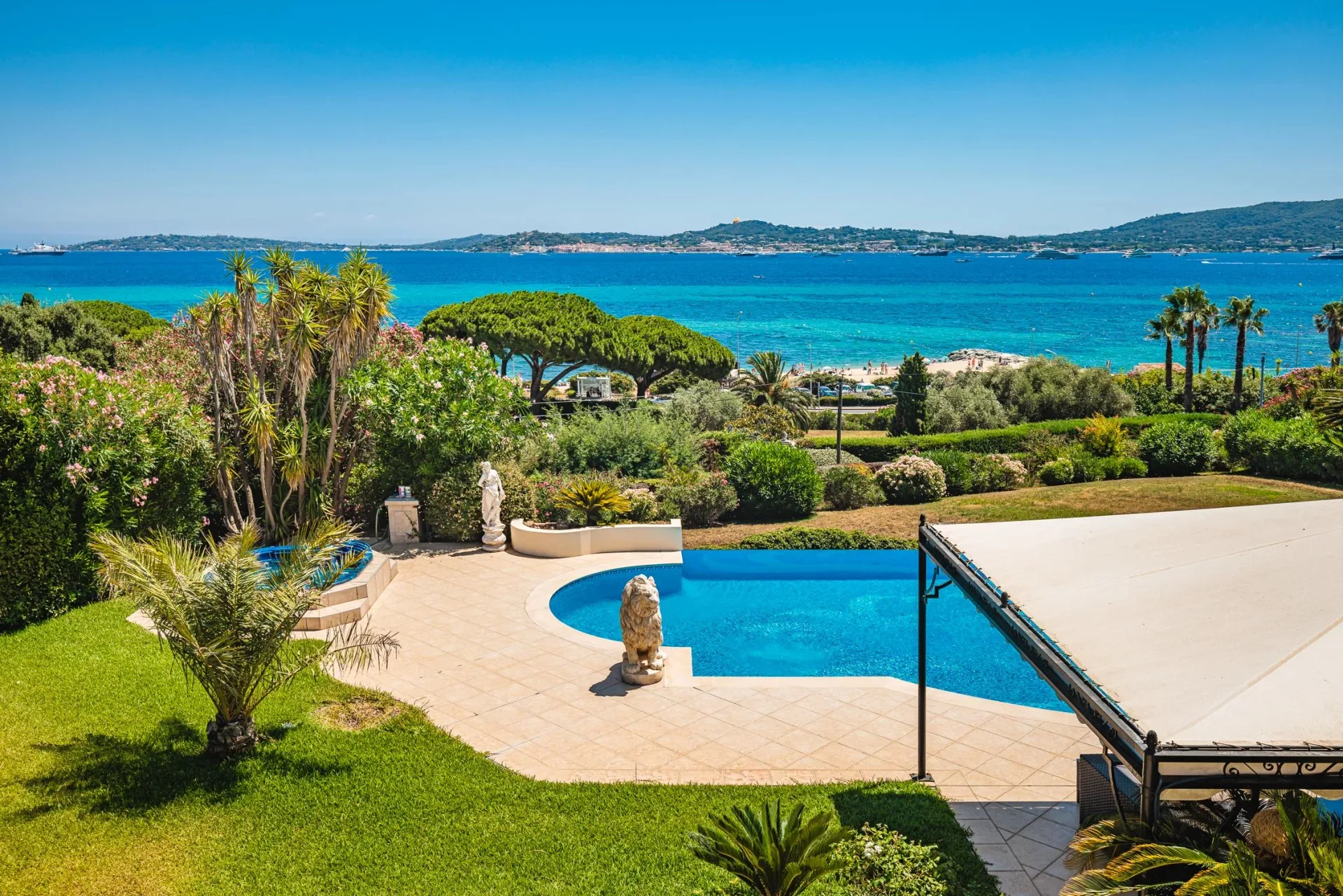 Villa vue mer panaromique sur le village de Saint-Tropez - 3