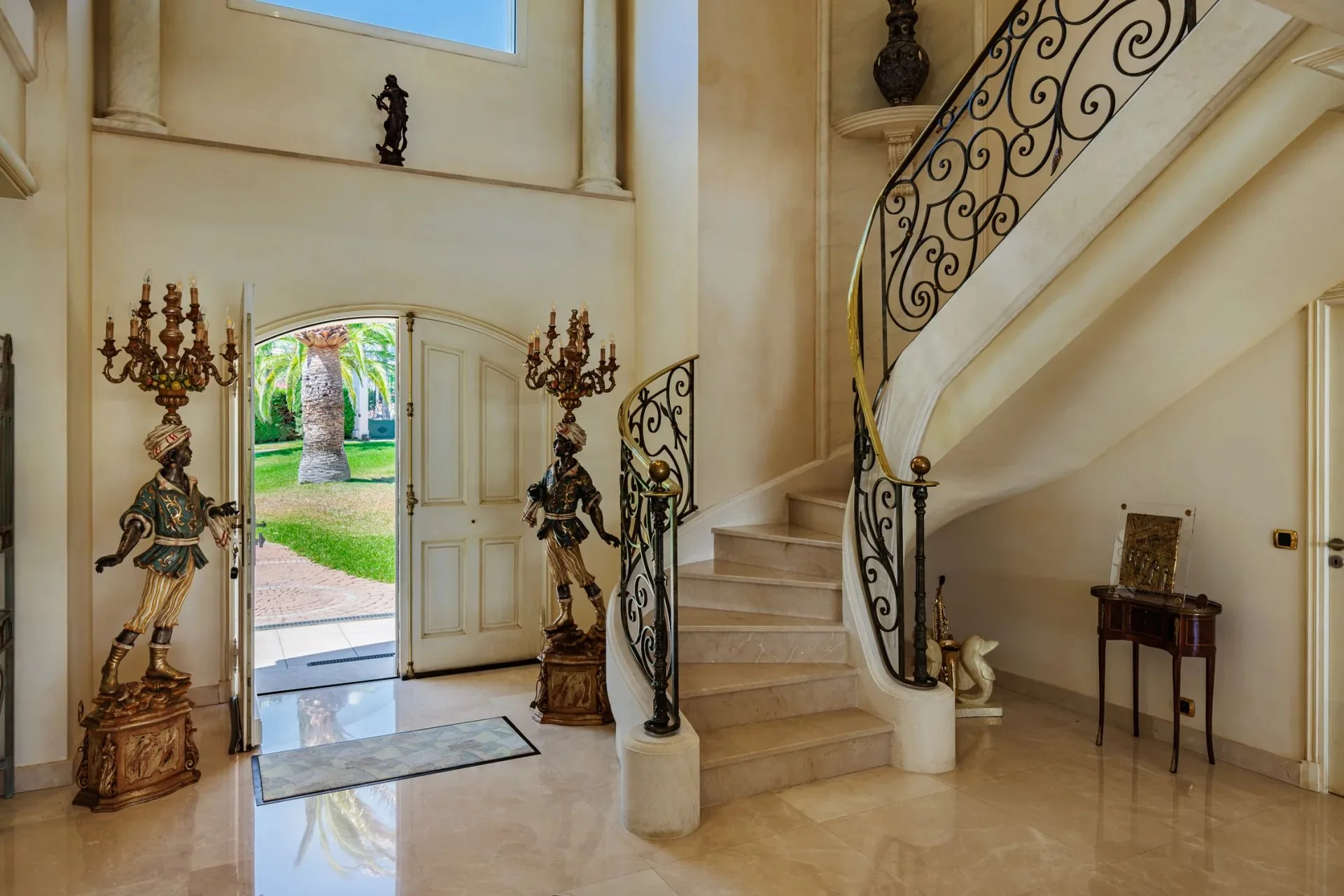 Villa vue mer panaromique sur le village de Saint-Tropez - 10