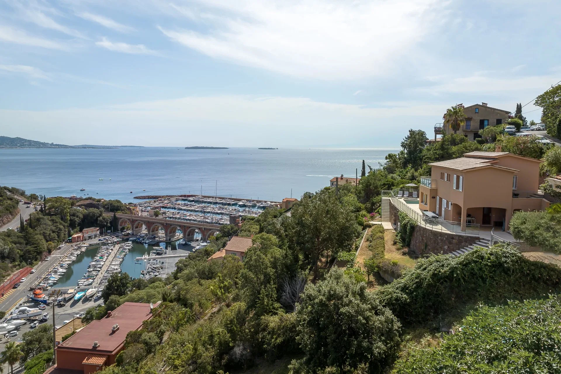 Proche Cannes - Théoule-Sur-Mer - Élégante maison familiale avec vue mer - 2