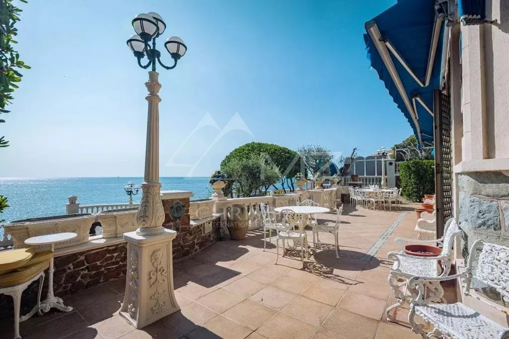 Proche Cannes - Anthéor - Villa Art Déco pieds dans l'eau - 10