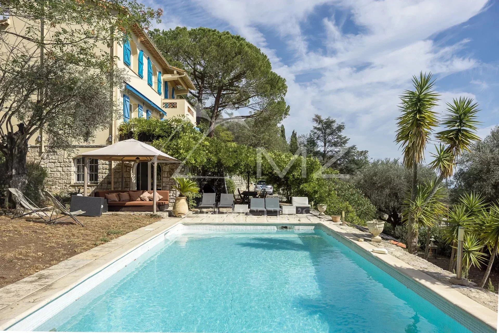 Villa avec incroyable vue panoramique - 2