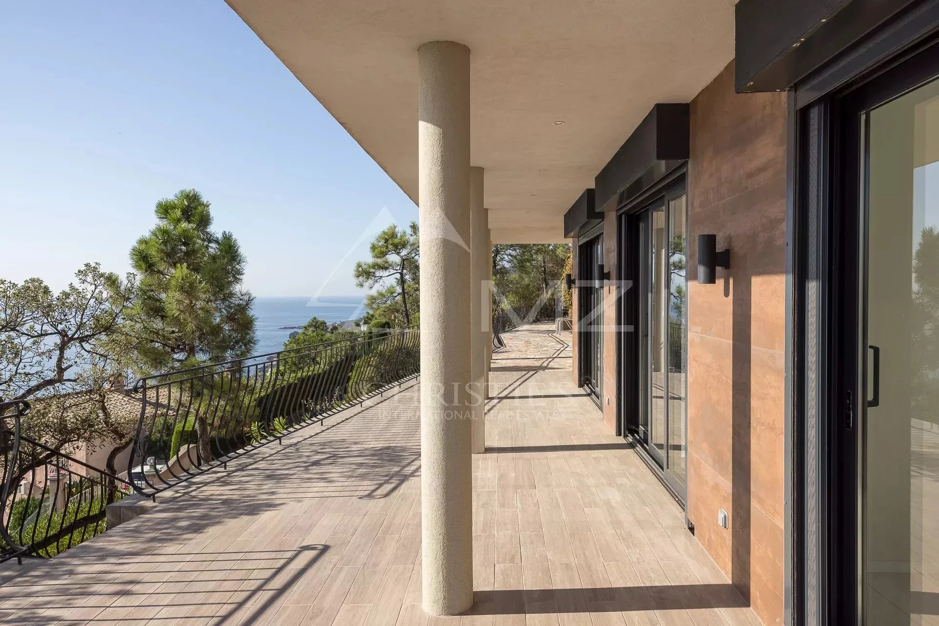 Proche Cannes - Le Trayas - Magnifique Vue Mer - 17