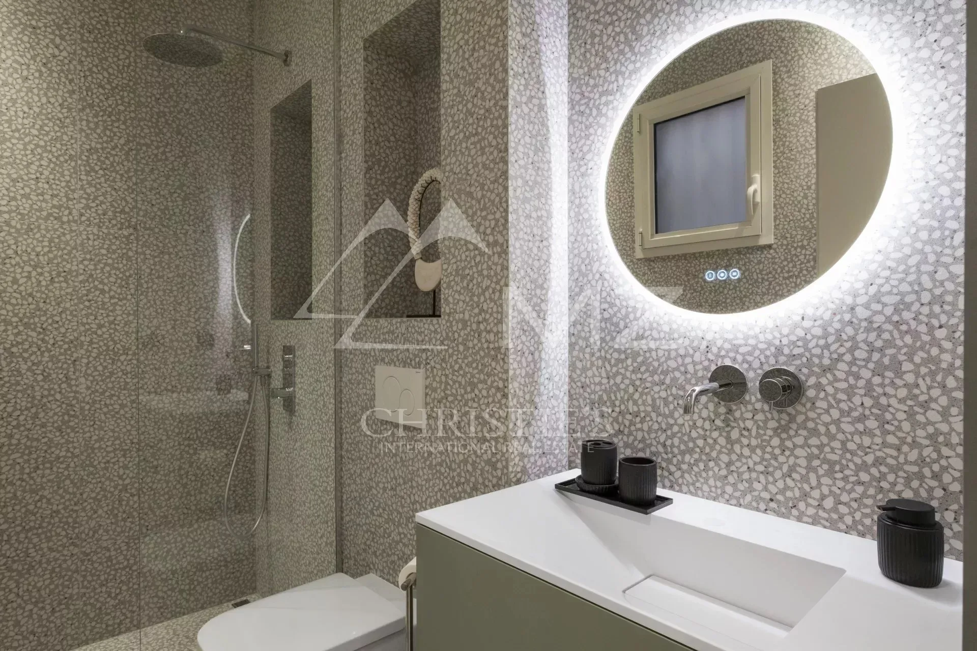 Cannes Croisette - Appartement 4 Pièces rénové - Vue mer - Etage élevé - 14