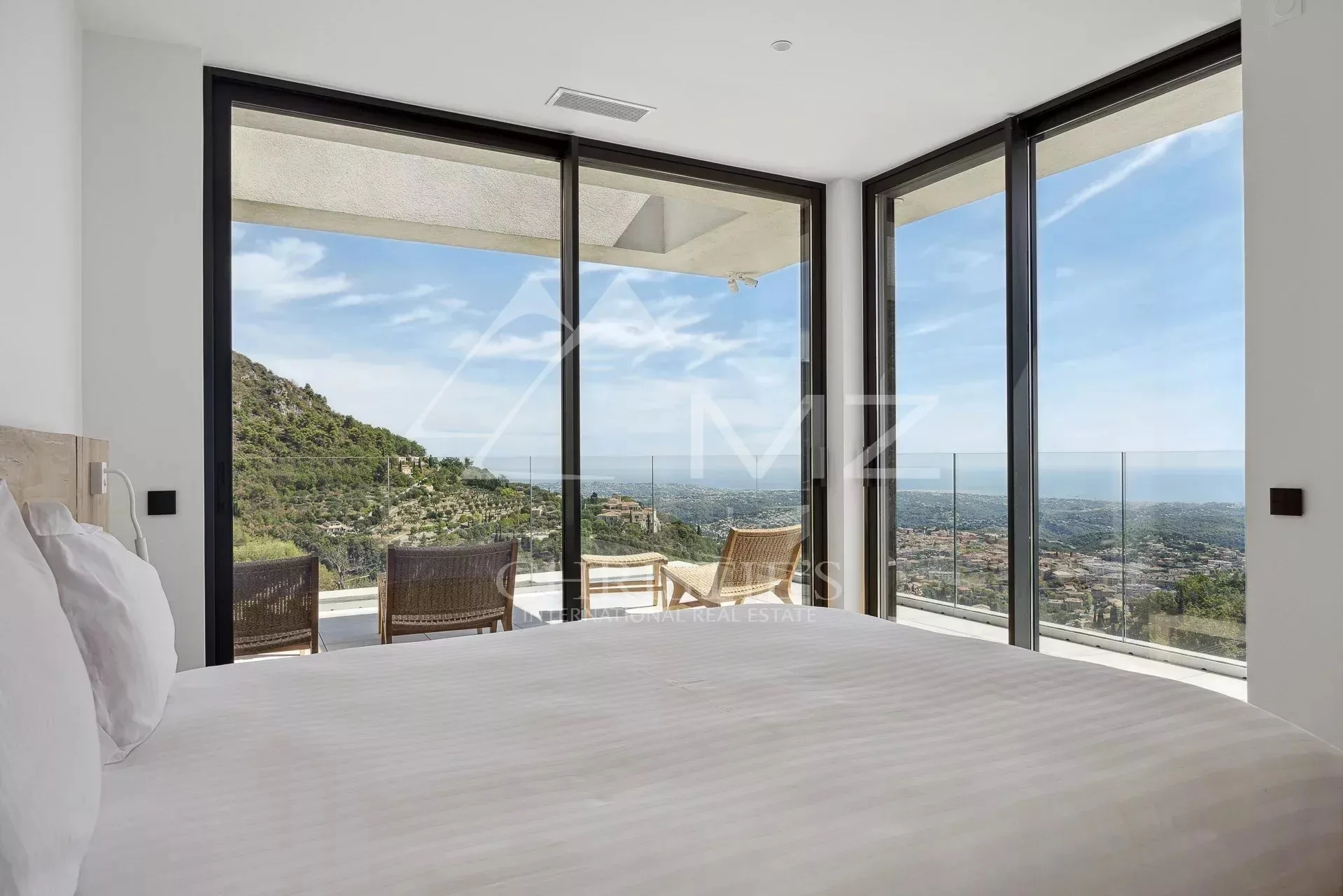 Proche Saint-Paul-de-Vence - Magnifique villa neuve contemporaine vue mer - 9
