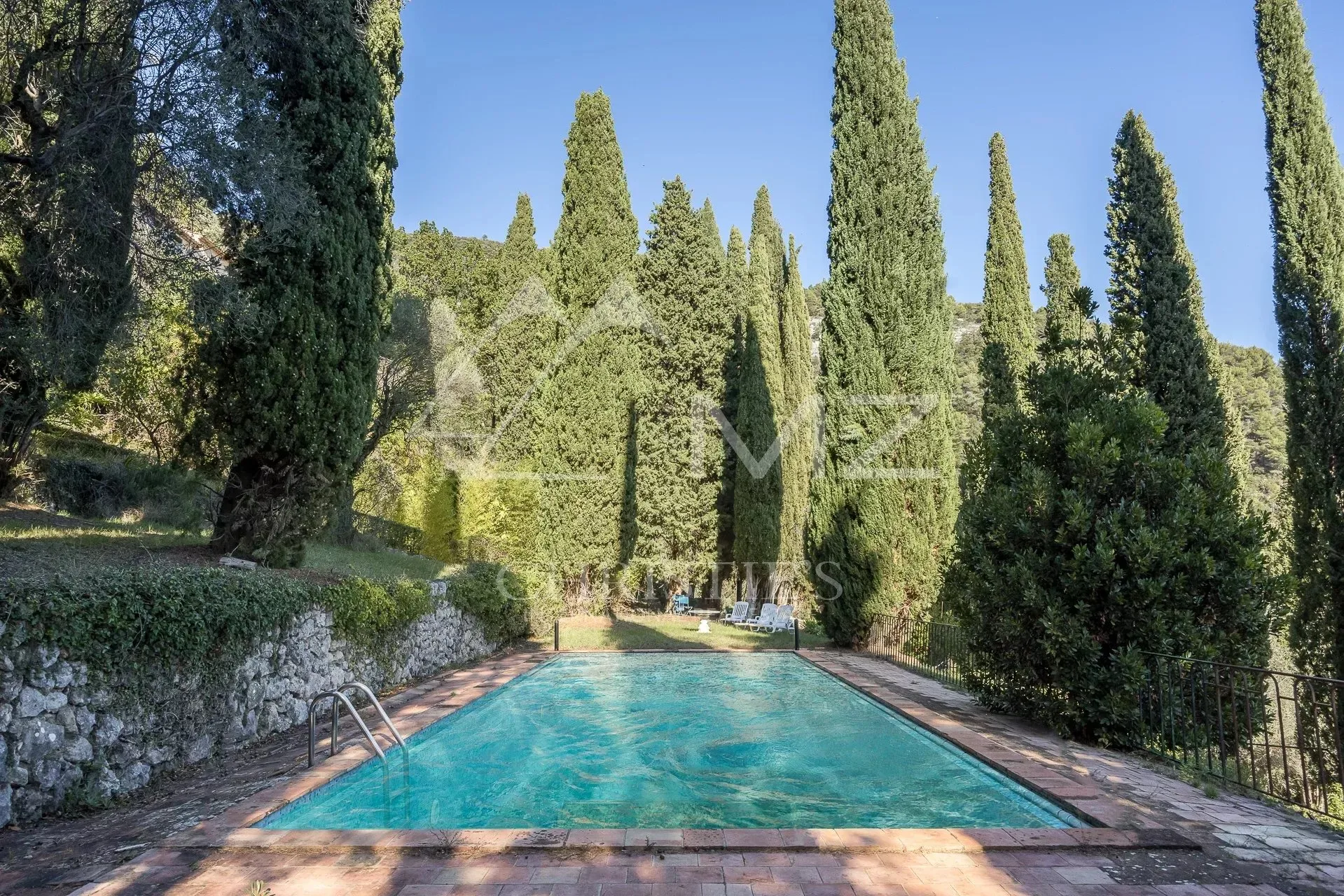 Proche Saint-Paul-de-Vence - Superbe propriété de maître - 3