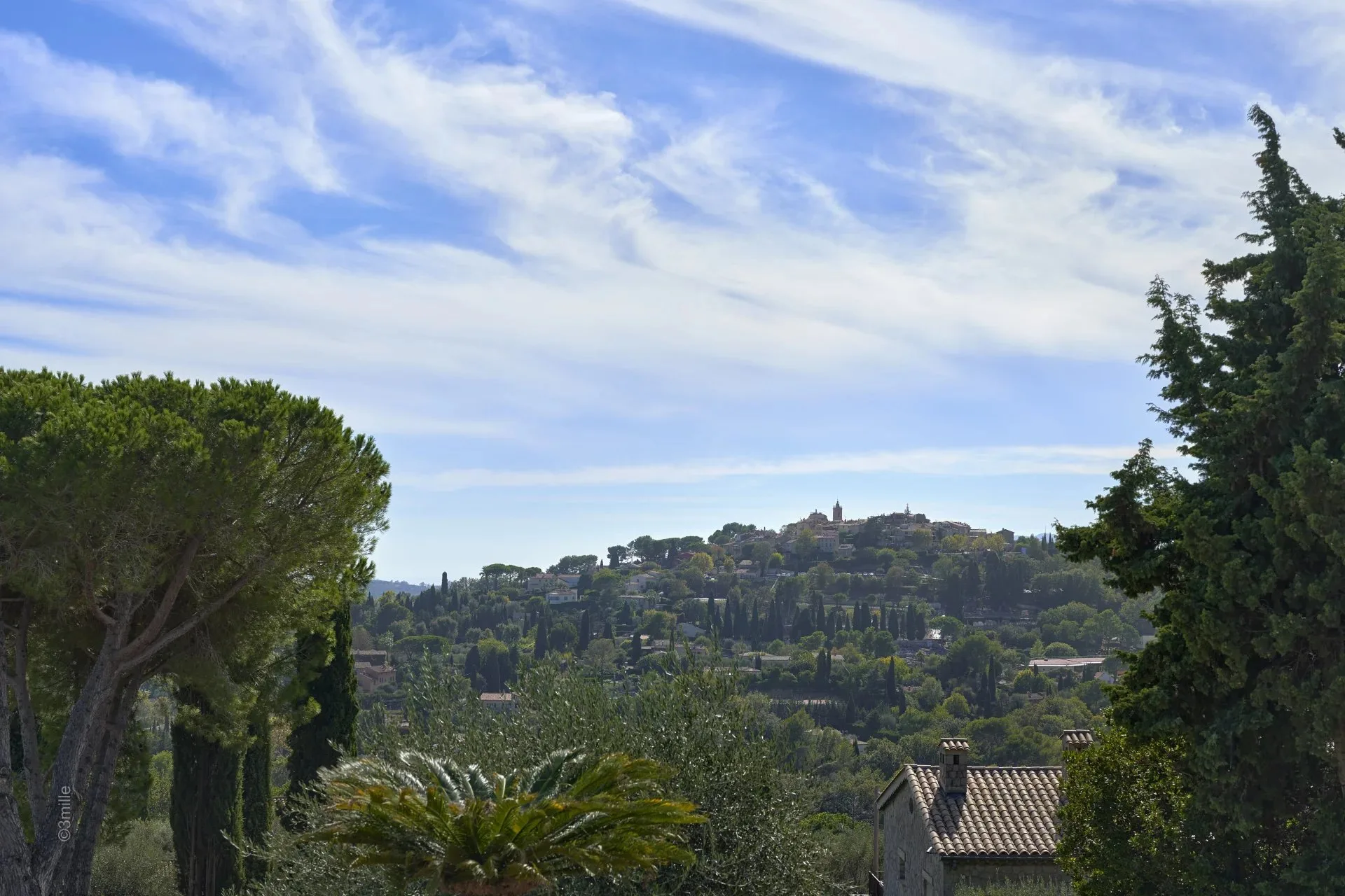 Mougins - Terrain avec permis de construire purgé - 10