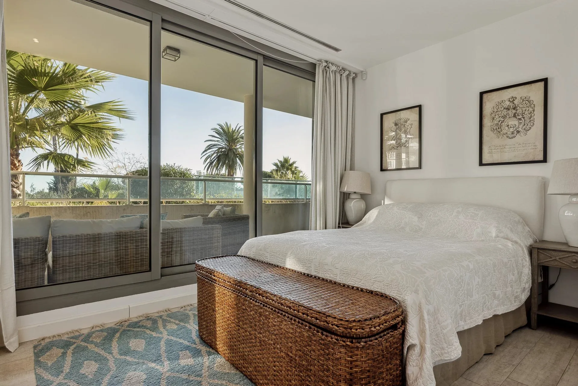 Apartment in a recent residence in Cap d'Antibes - 3