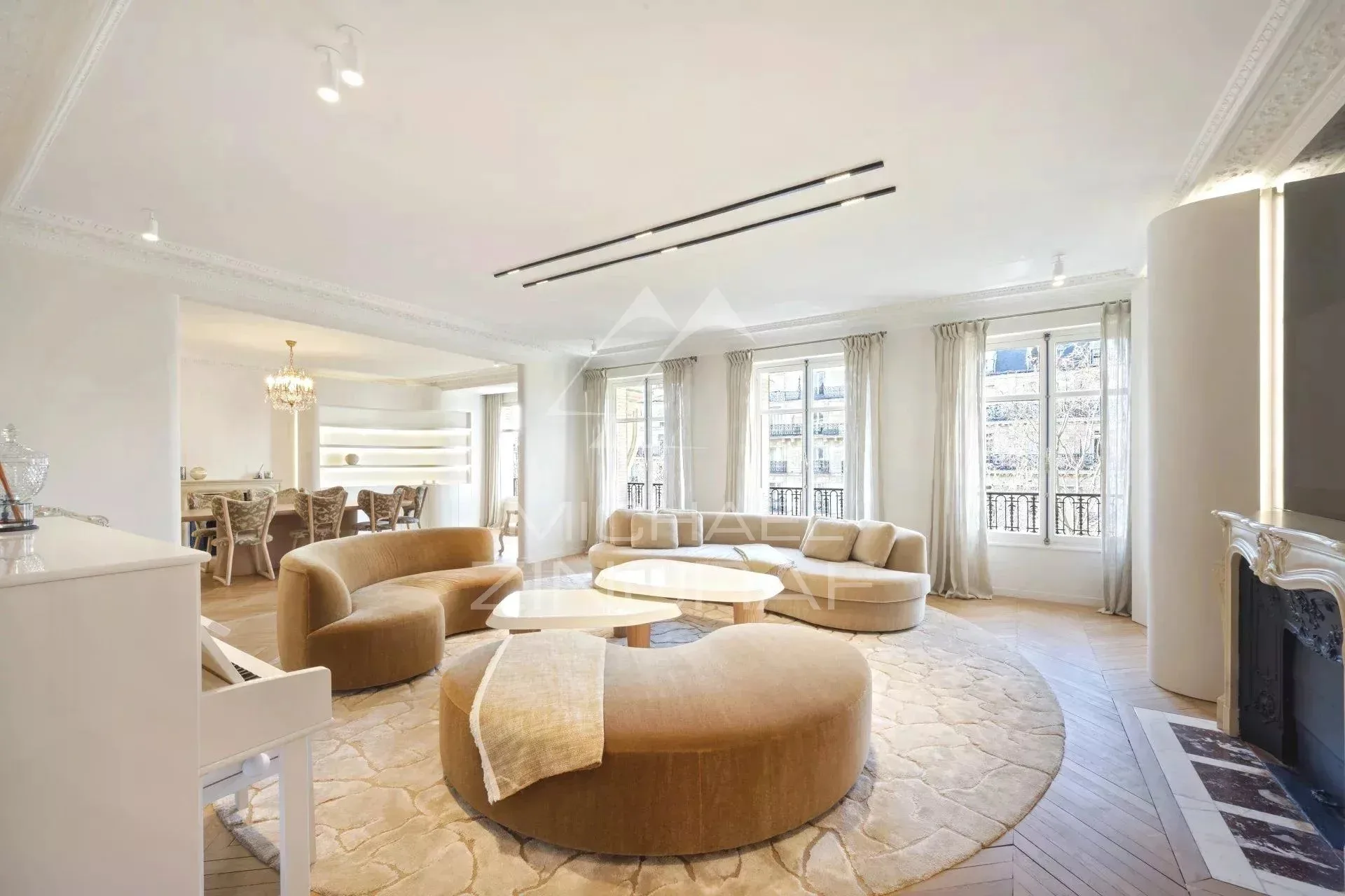 EXCLUSIVITÉ -  AVENUE RAPP - APPARTEMENT DE RÉCEPTION - 3 SUITES - 2