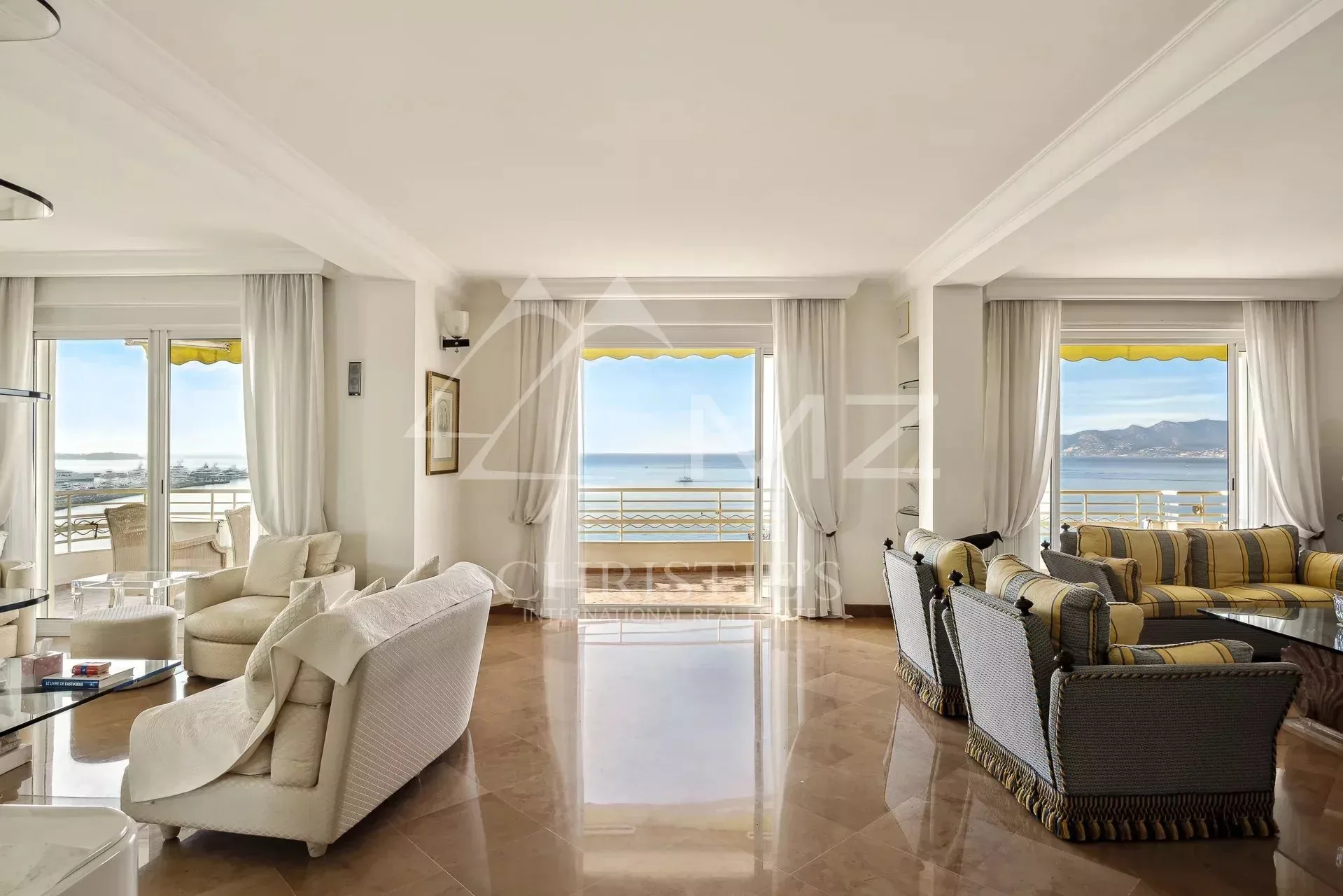 Cannes Croisette – Splendide appartement de 270 m² – Vue mer panoramique exceptionnelle - 4