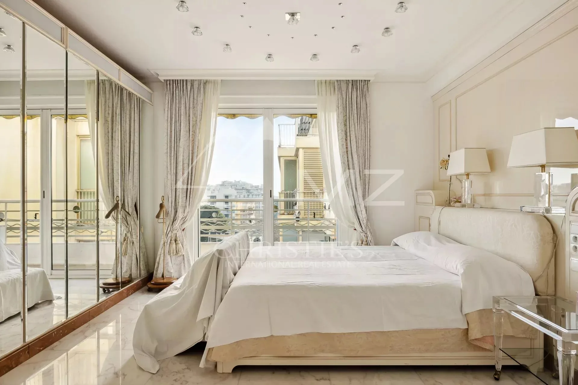 Cannes Croisette – Splendide appartement de 270 m² – Vue mer panoramique exceptionnelle - 8