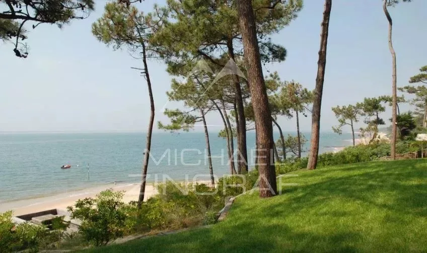 GRANDE VILLA FAMILIALE "LES BRISANTS" - 6