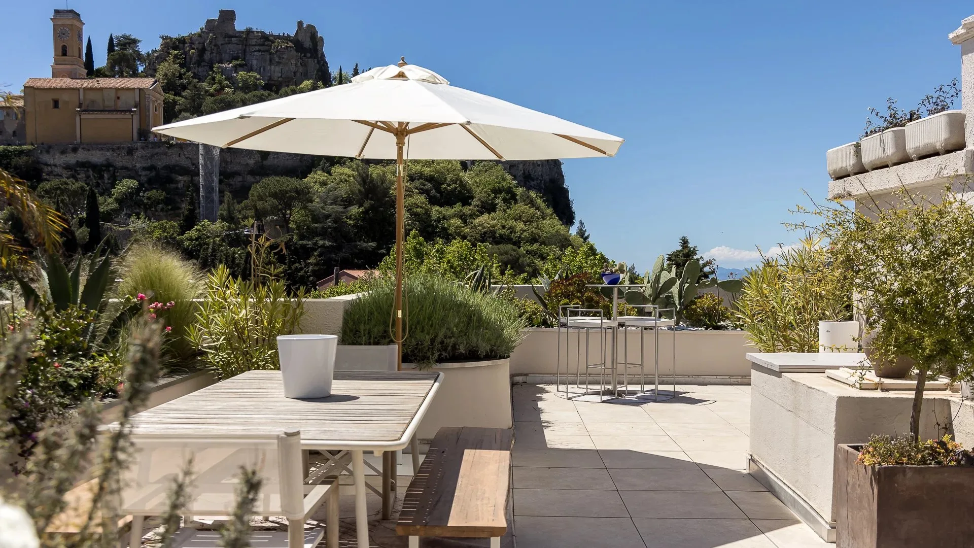 Eze - Magnifique appartement avec grande terrasse