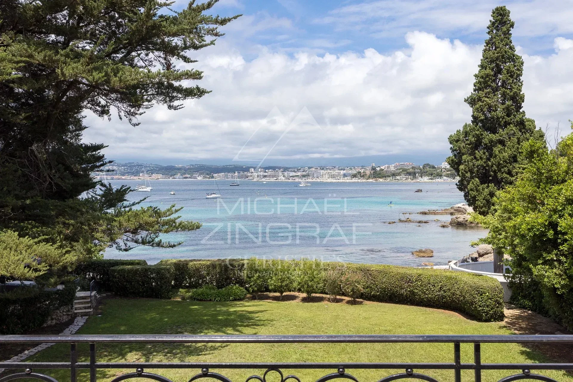 Propriété de prestige située sur le versant ouest du Cap d'Antibes - 17