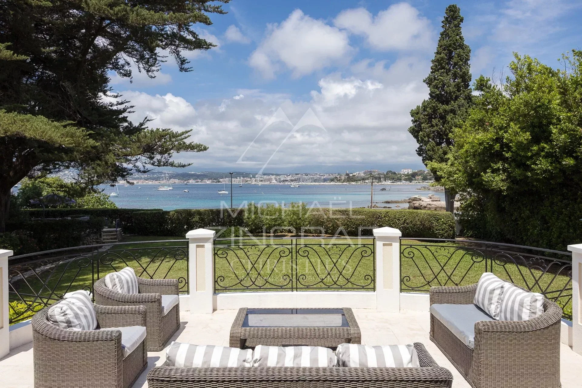 Propriété de prestige située sur le versant ouest du Cap d'Antibes - 6