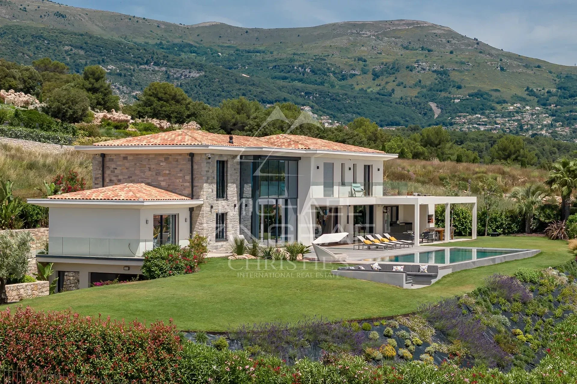 Villa contemporaine avec vue panoramique mer. - 13