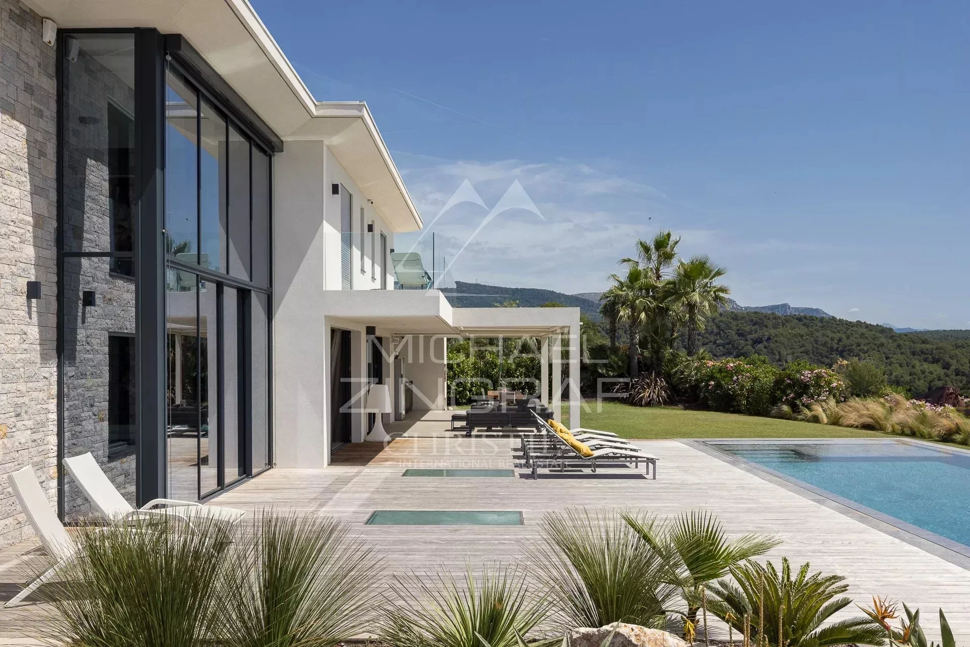 Villa contemporaine avec vue panoramique mer. - 12