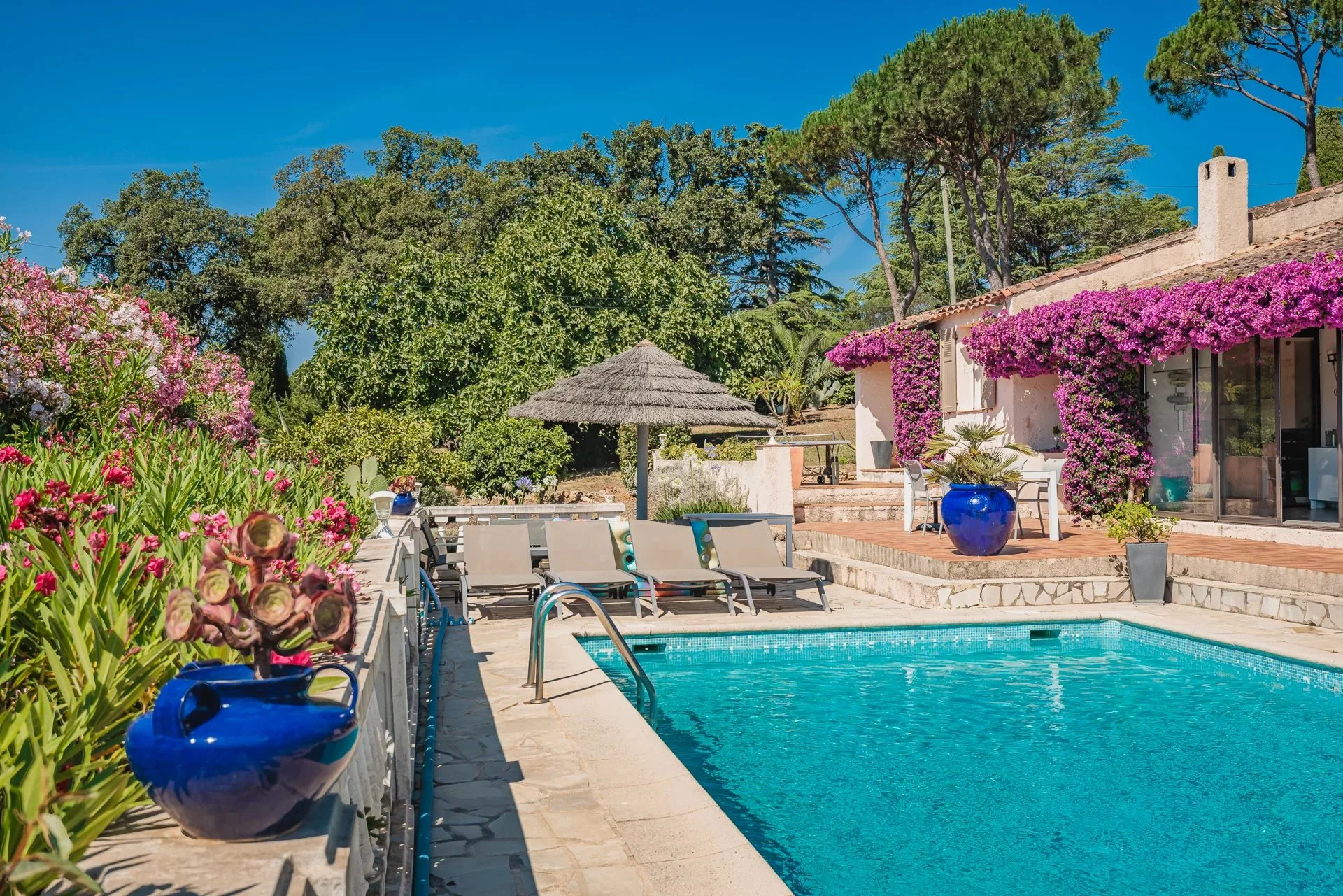Provençal villa – Prestigious Beauvallon estate - 3