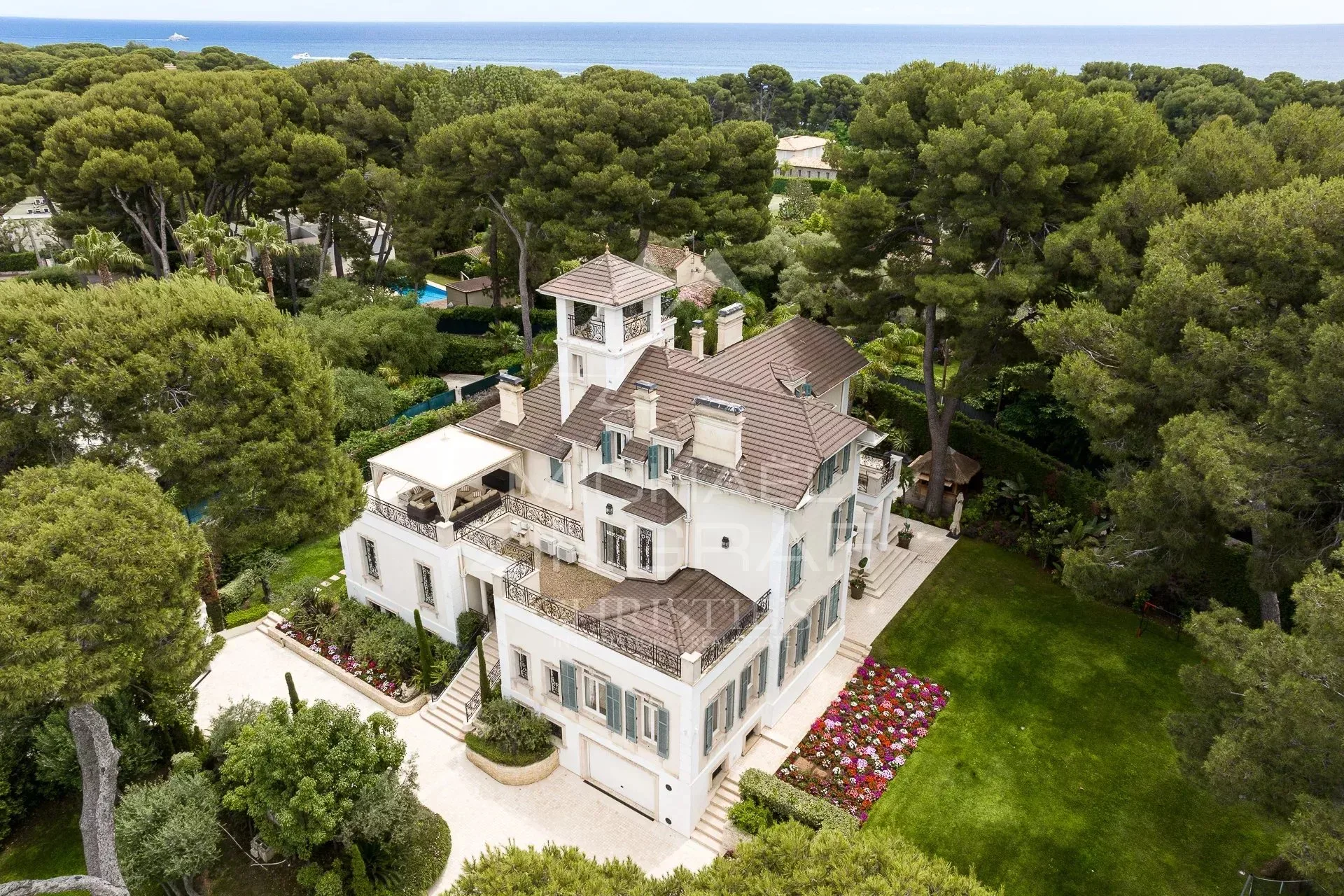 Cap d'Antibes - Magnifique Propriété style Belle époque  dans domaine privé - 16