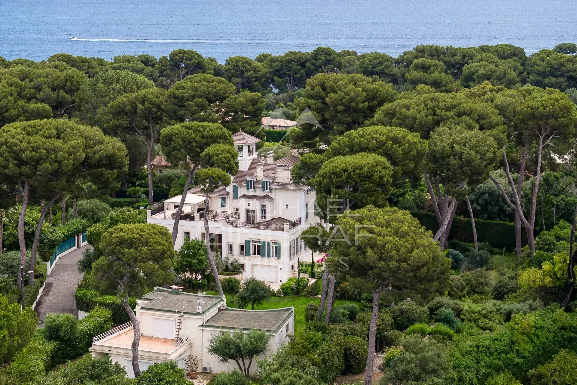 Cap d'Antibes - Magnifique Propriété style Belle époque  dans domaine privé - 18