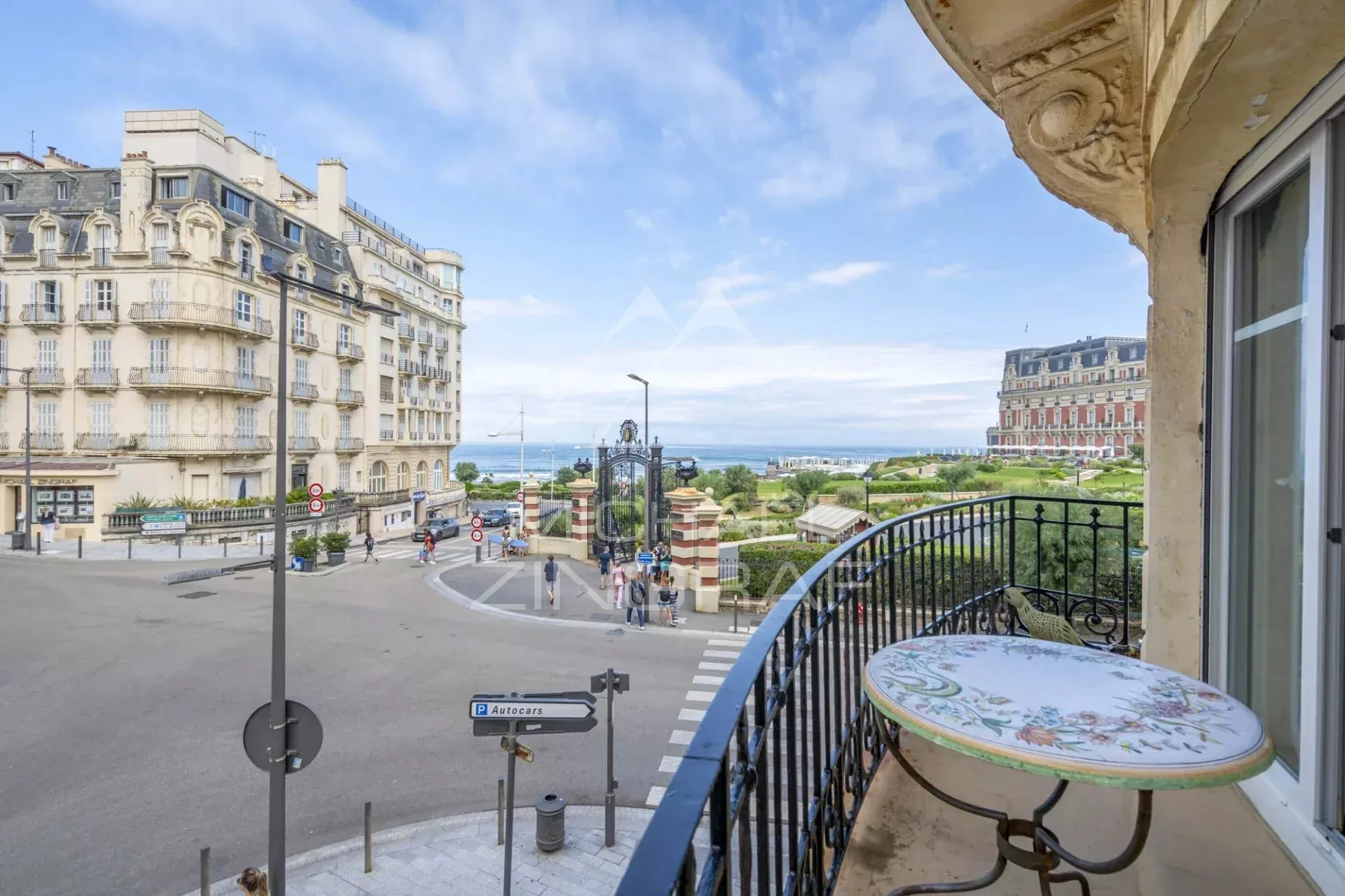 Face à l’Océan : Appartement d’exception face au Palais - 10