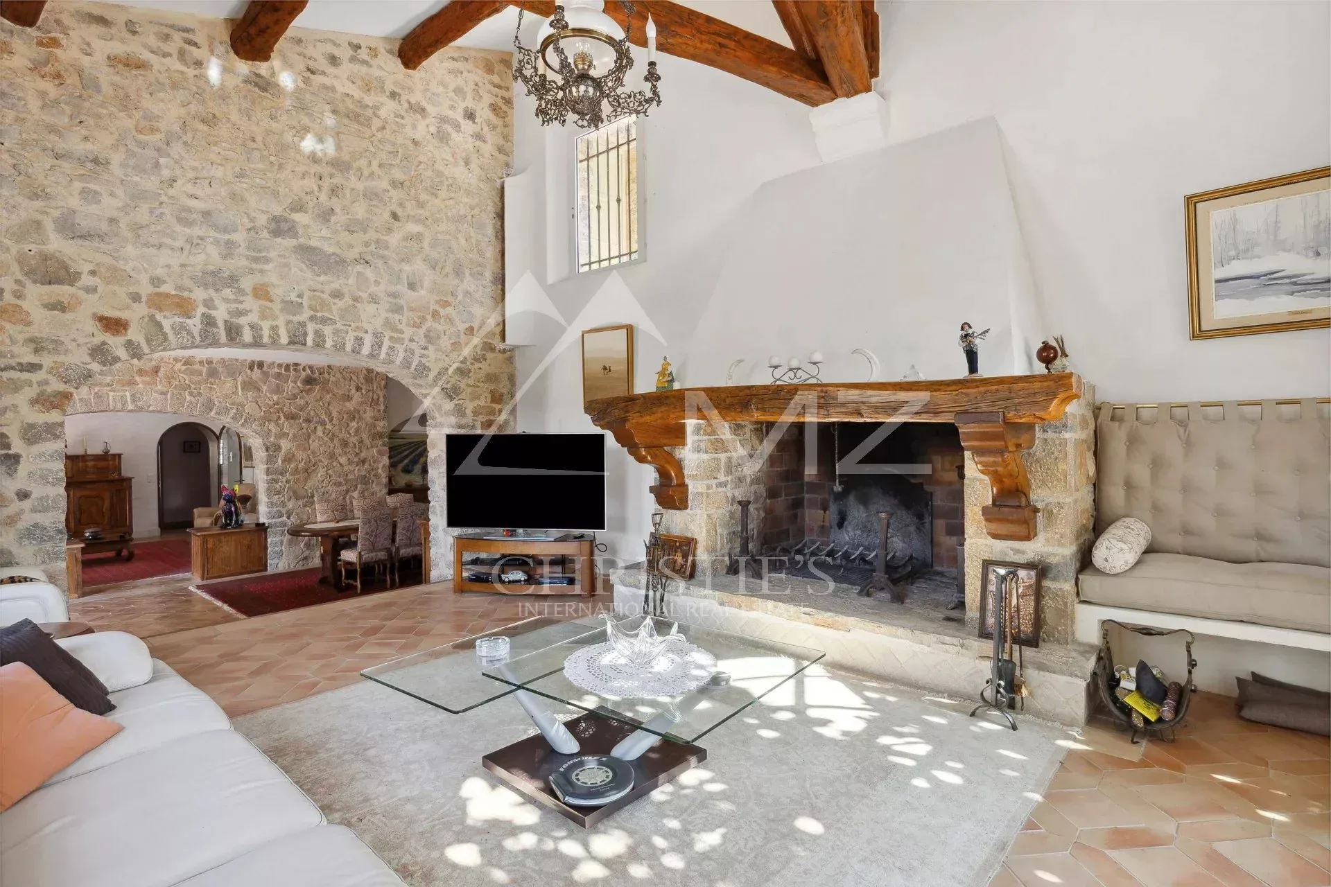 Élégante bastide en pierre au cœur de la Provence verte, entre Le Thoronet et Lorgues. - 4