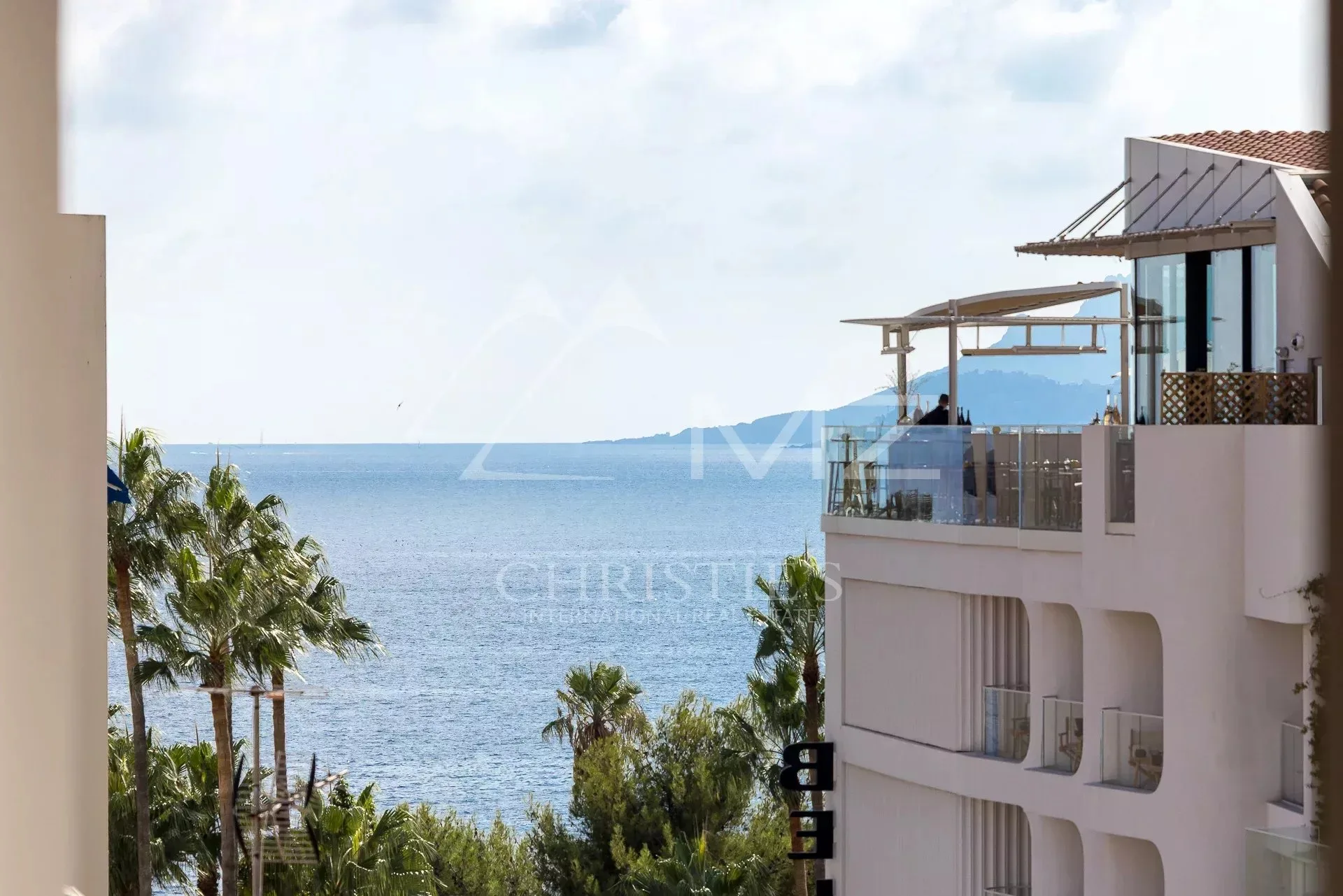 4 PIÈCES - CANNES PROCHE VIEUX PORT - VUE MER - 2