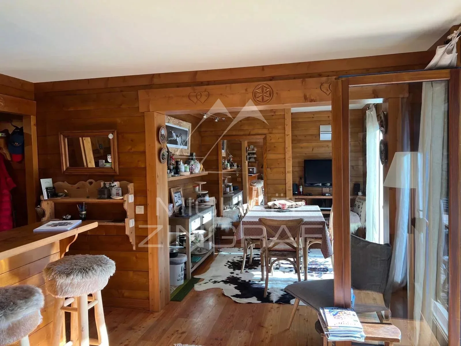Rare : Appartement deux chambres, résidence recherchée, skis aux pieds - 2