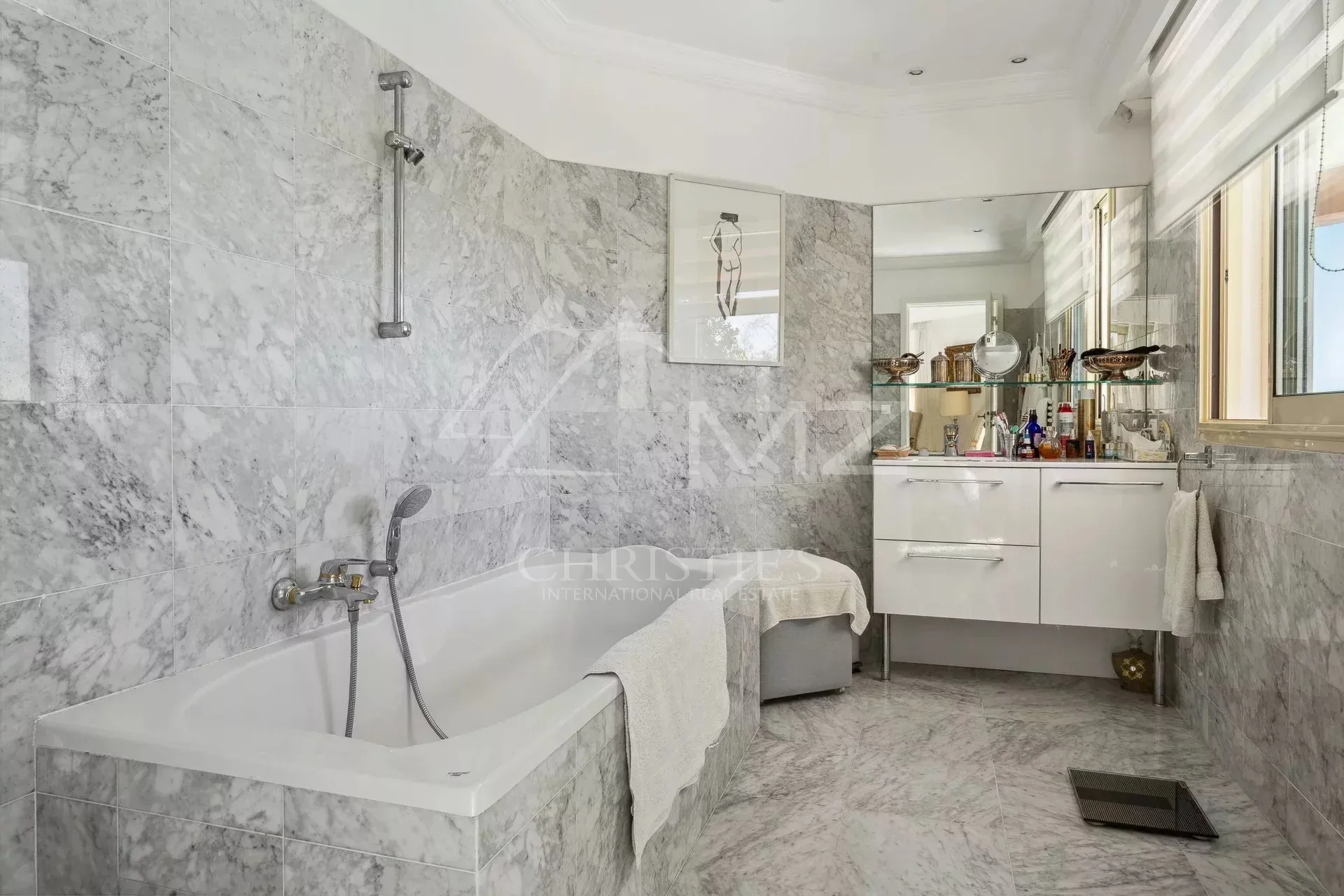 Élégante maison de style néo-provençal - 6