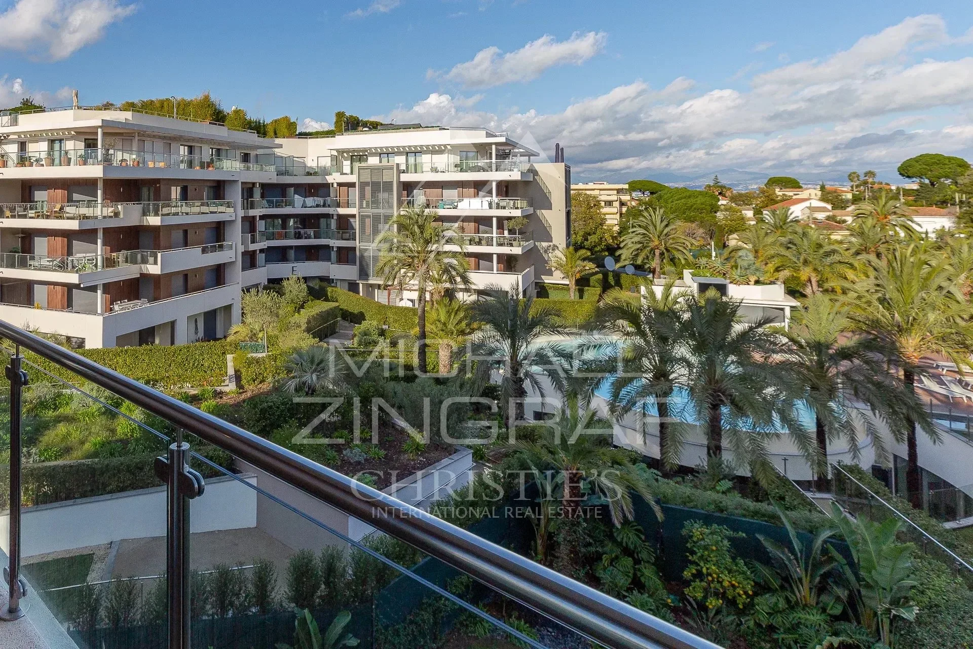 Superbe 4 Pièces dans la Résidence Prestigieuse des Parcs du Cap, Cap d'Antibes - 2
