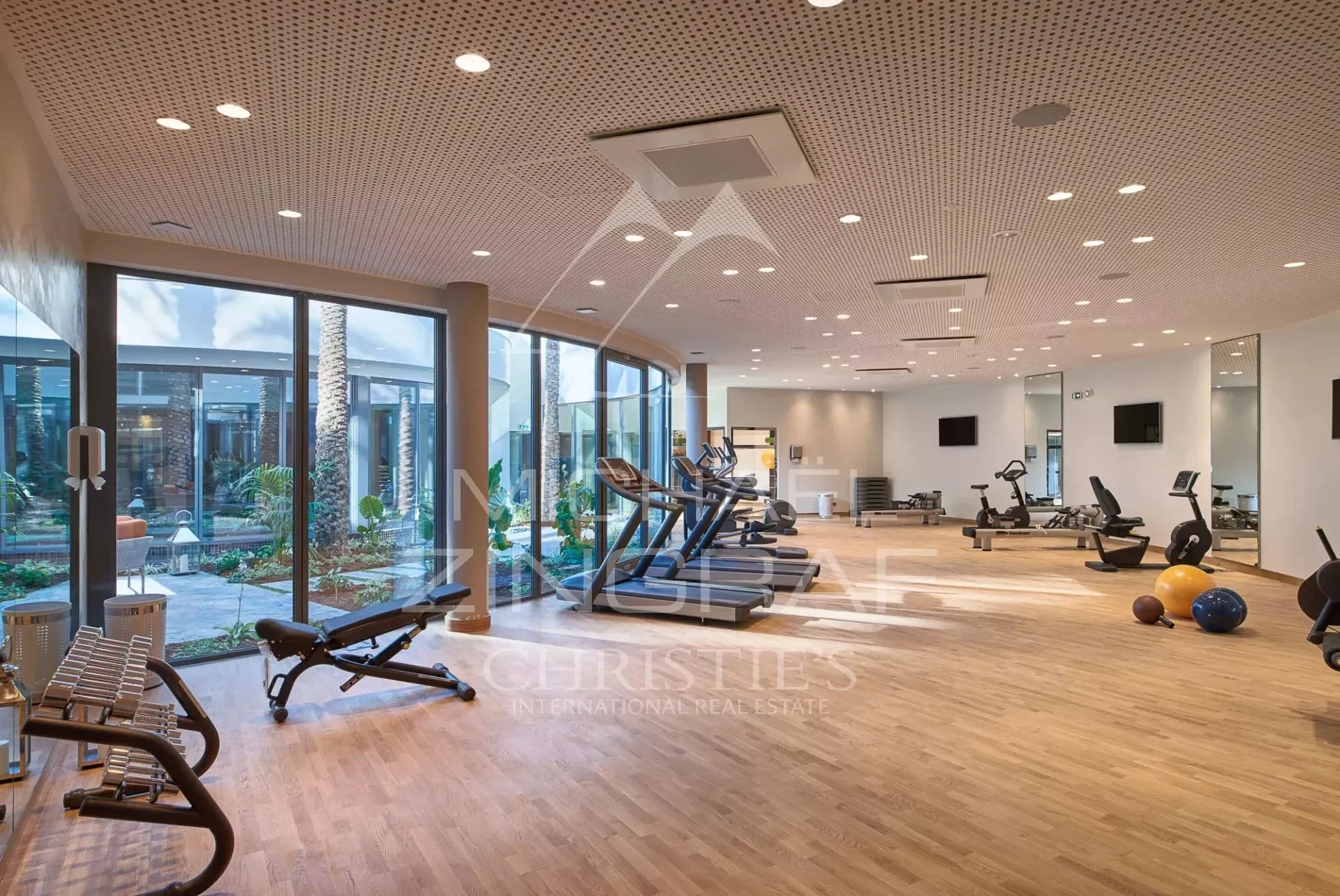 Superbe quatre-Pièces dans la Résidence Prestigieuse des Parcs du Cap, Cap d'Antibes - 17