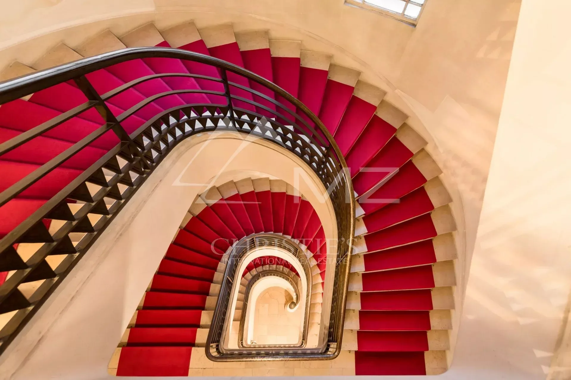 A vendre - Appartement de réception - Parfait État - Immeuble Walter - 17