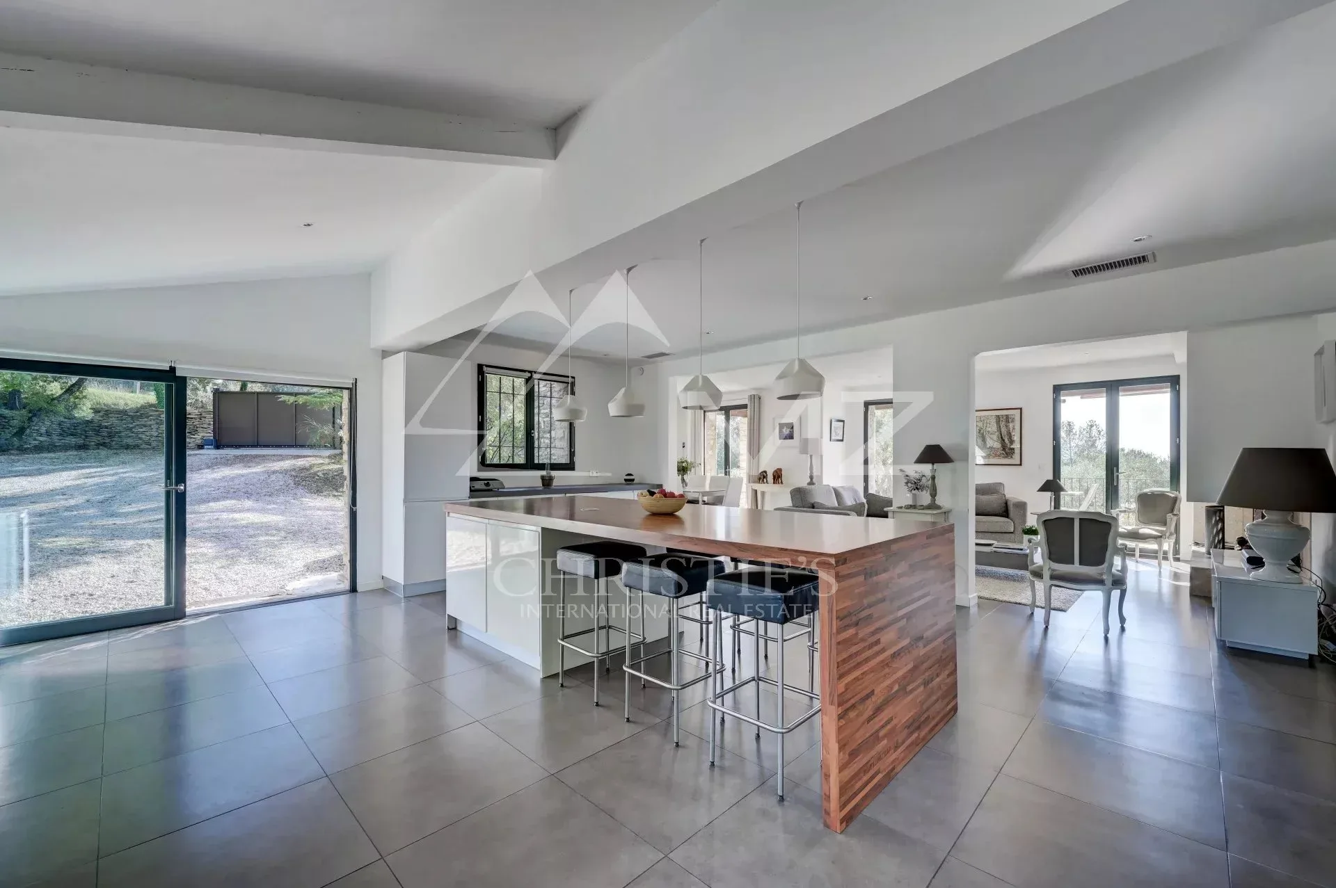 Gordes – Élégante maison en pierre avec piscine et vue panoramique - 7
