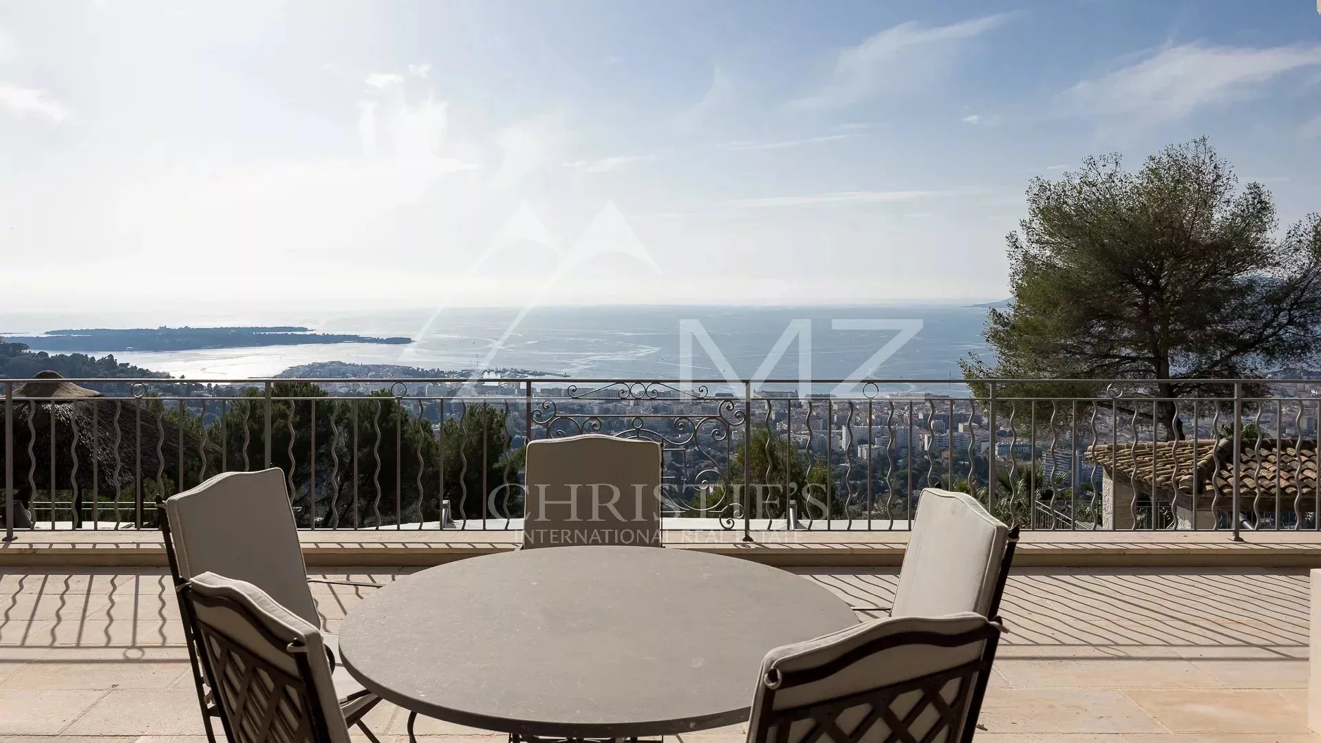 Cannes Californie - Majestueuse bastide provençale moderne à l'adresse prestigieuse - 2