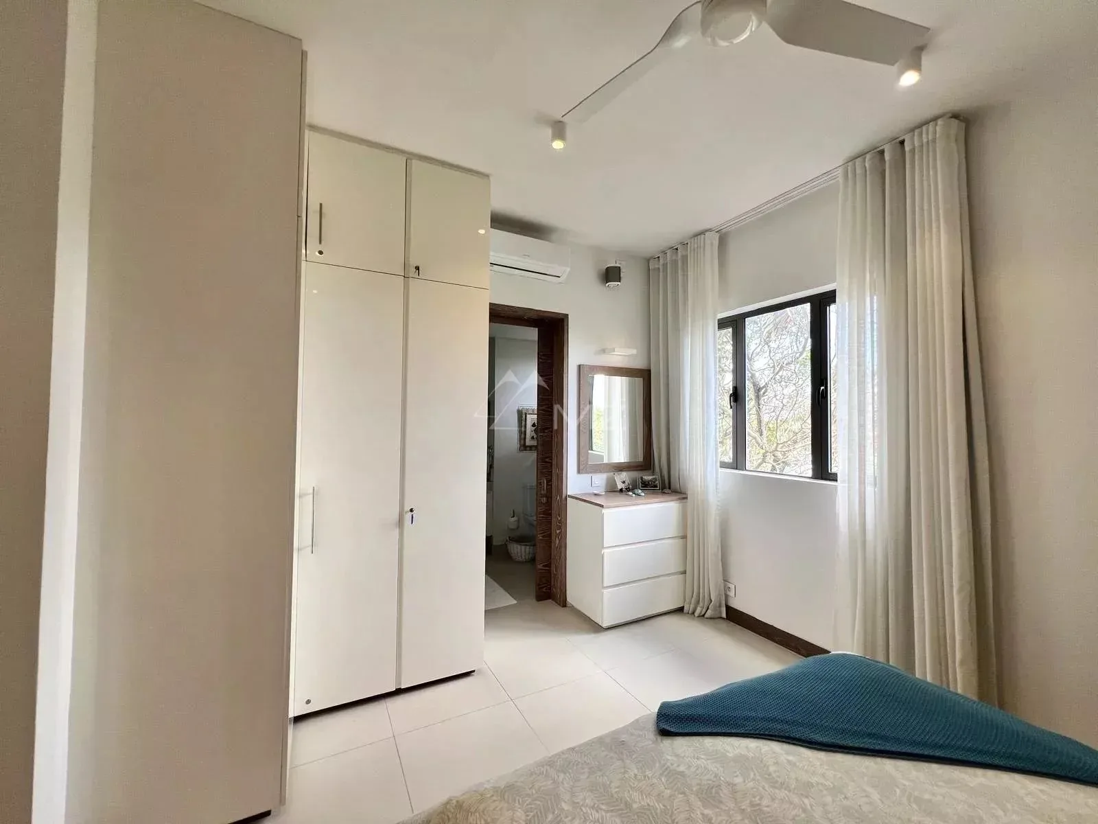 Penthouse - accessibilité plage privée - à Pereybere - 22