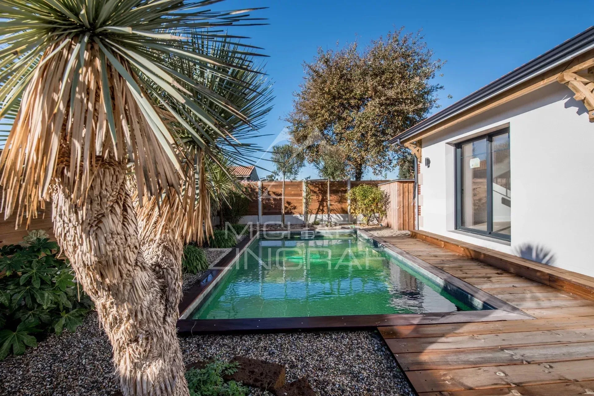 Villa contemporaine avec garage Meyran - 6