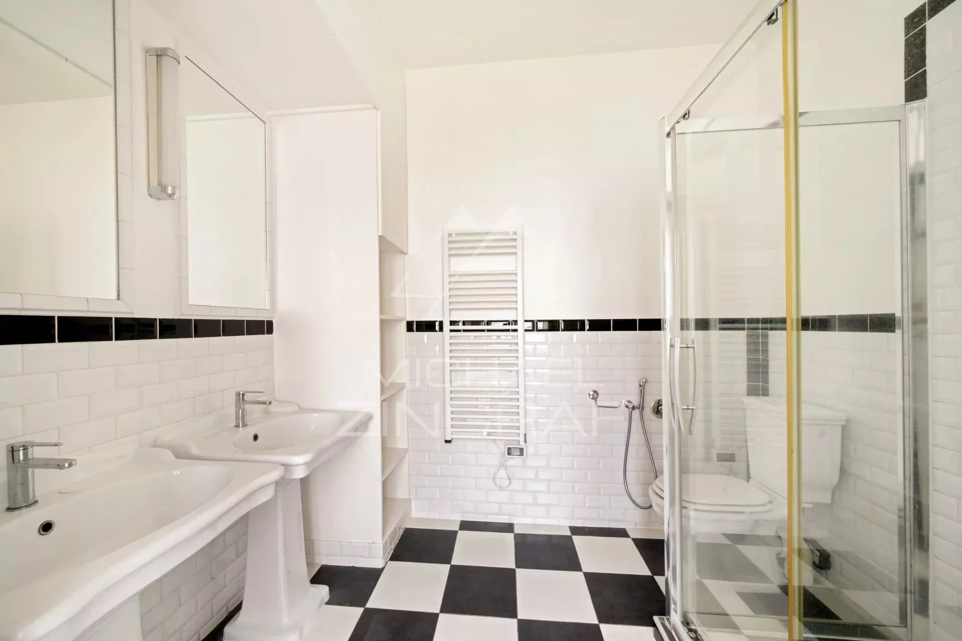 À VENDRE - APPARTEMENT PARFAIT ÉTAT - 2 PIÈCES - RUE DE VARENNE - 5