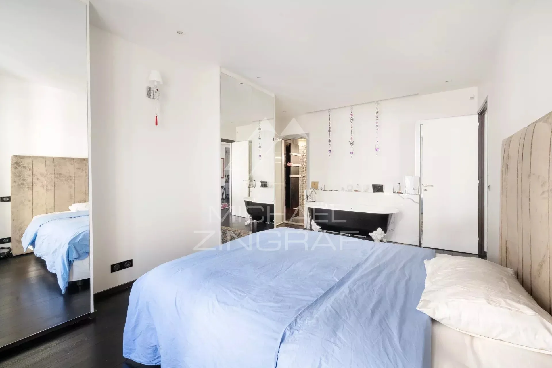A vendre - Passy - 3 chambres + services - 13