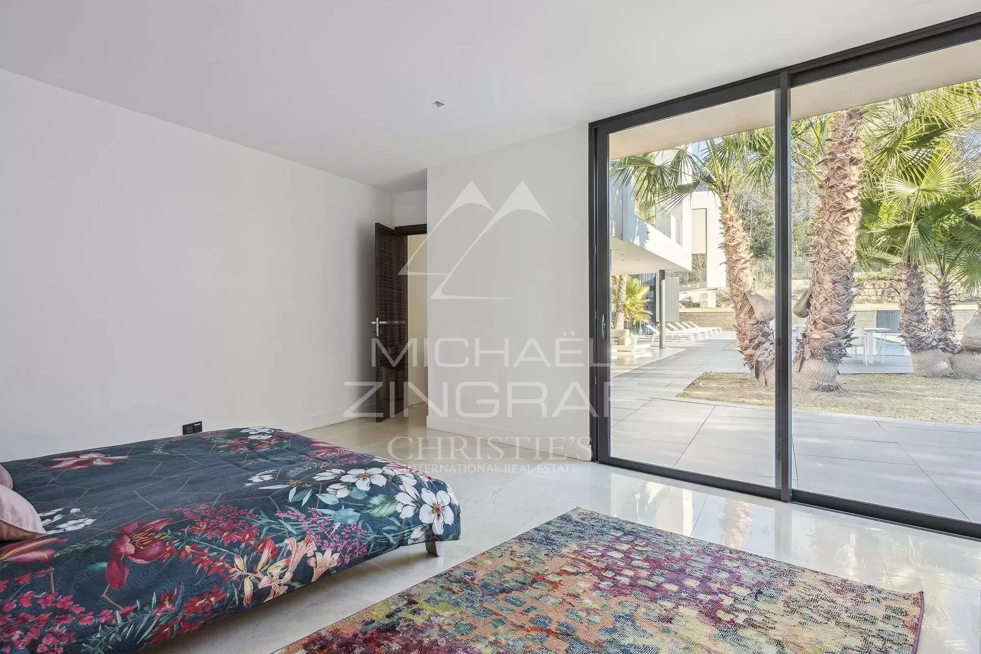 Somptueuse villa contemporaine de 500 m² nichée dans un écrin de verdure - 12