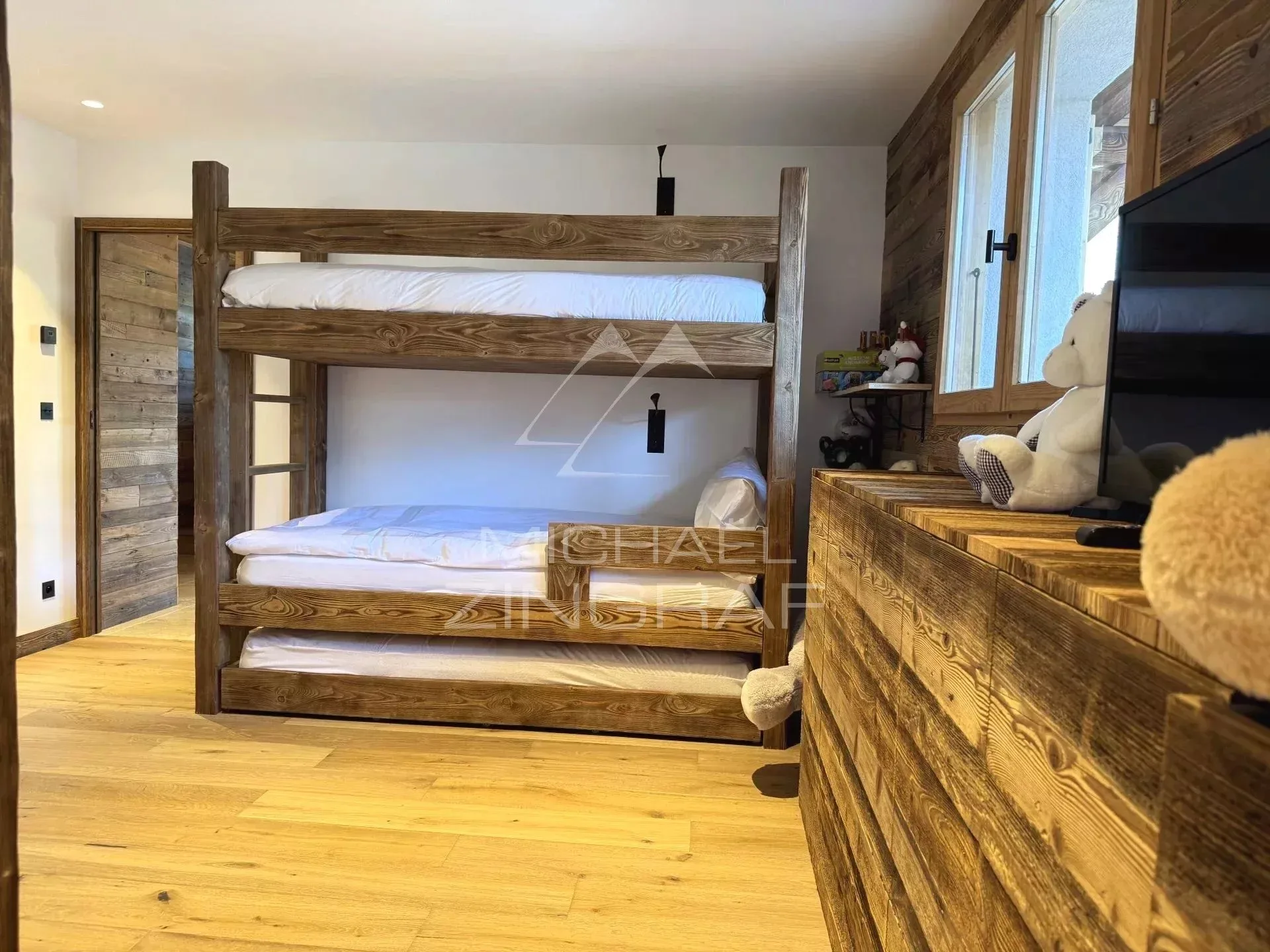 Chalet "coup de coeur" rénové proche centre - Vue & vaste jardin - 12