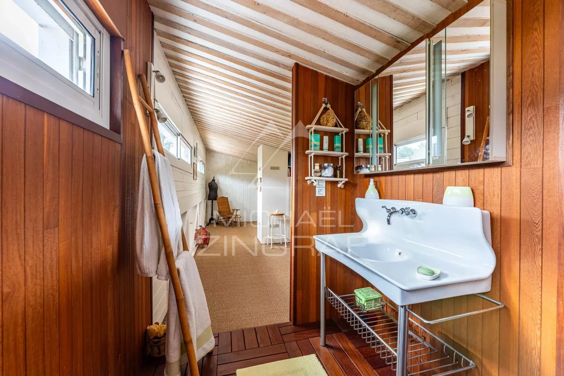 Maison d’Exception en Bois, Face à la plage - 14